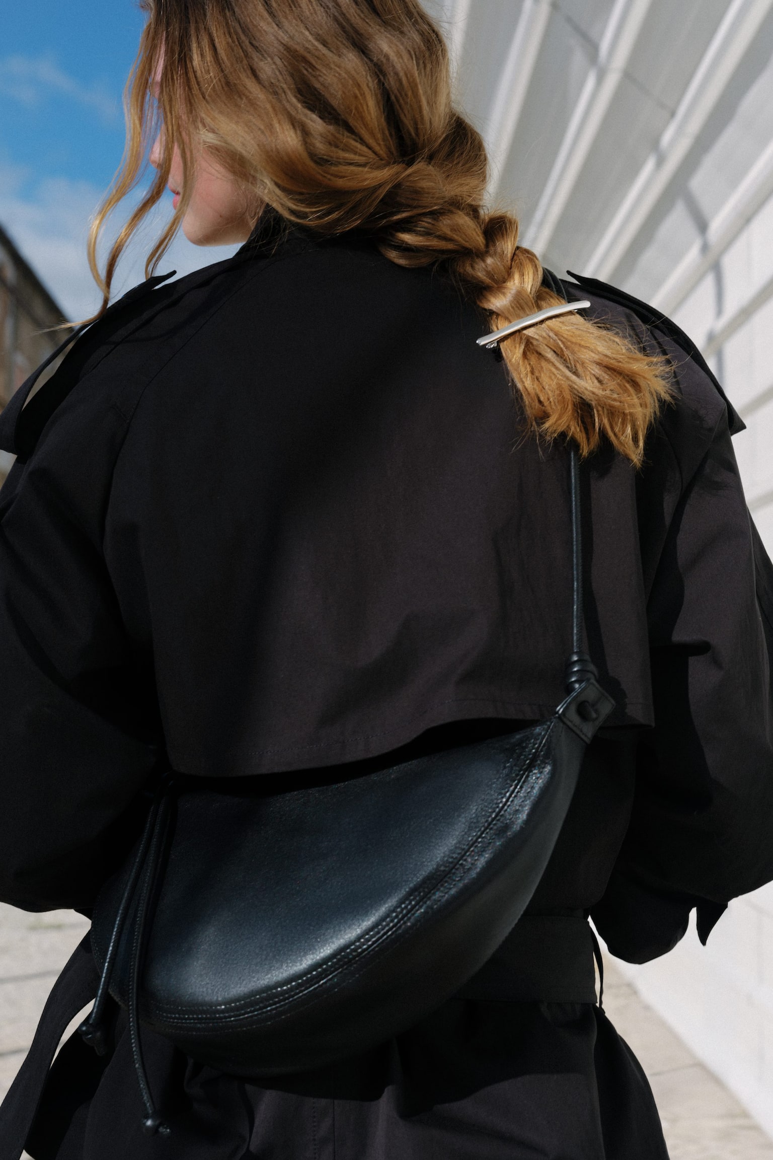 Skórzana torba w kształcie półksiężyca - Czarny/Beżowy - 6