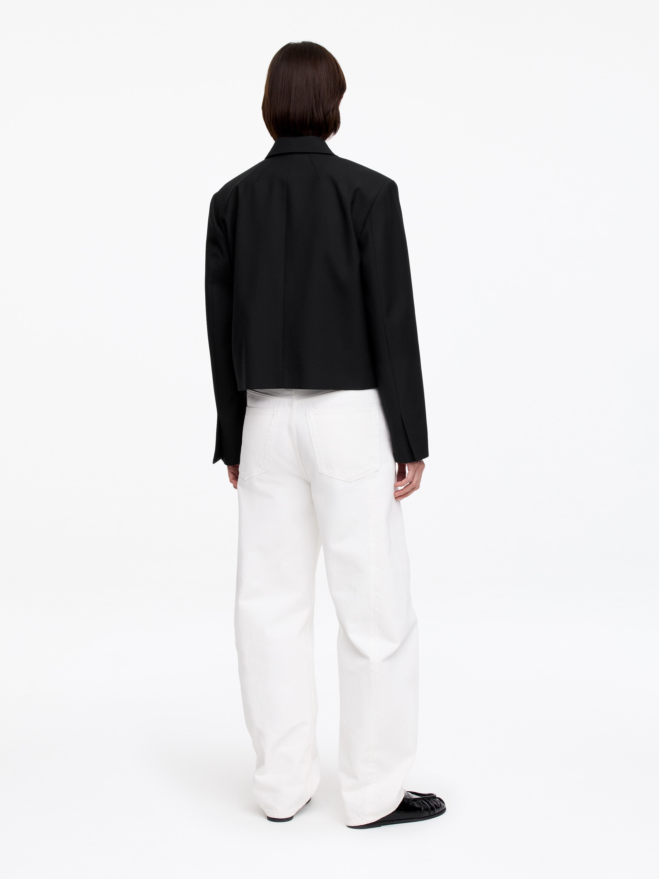 Kurzer Wollblazer - Schwarz - Regular Fit - Women - StillMedia/Lookbook - 7