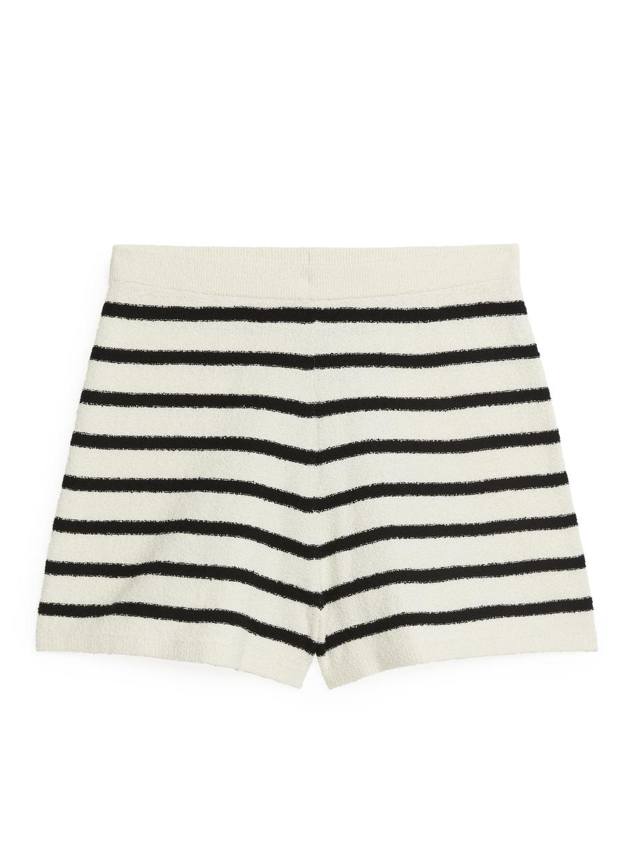 Ardice Off Shoulder Buckle Short Pants Set