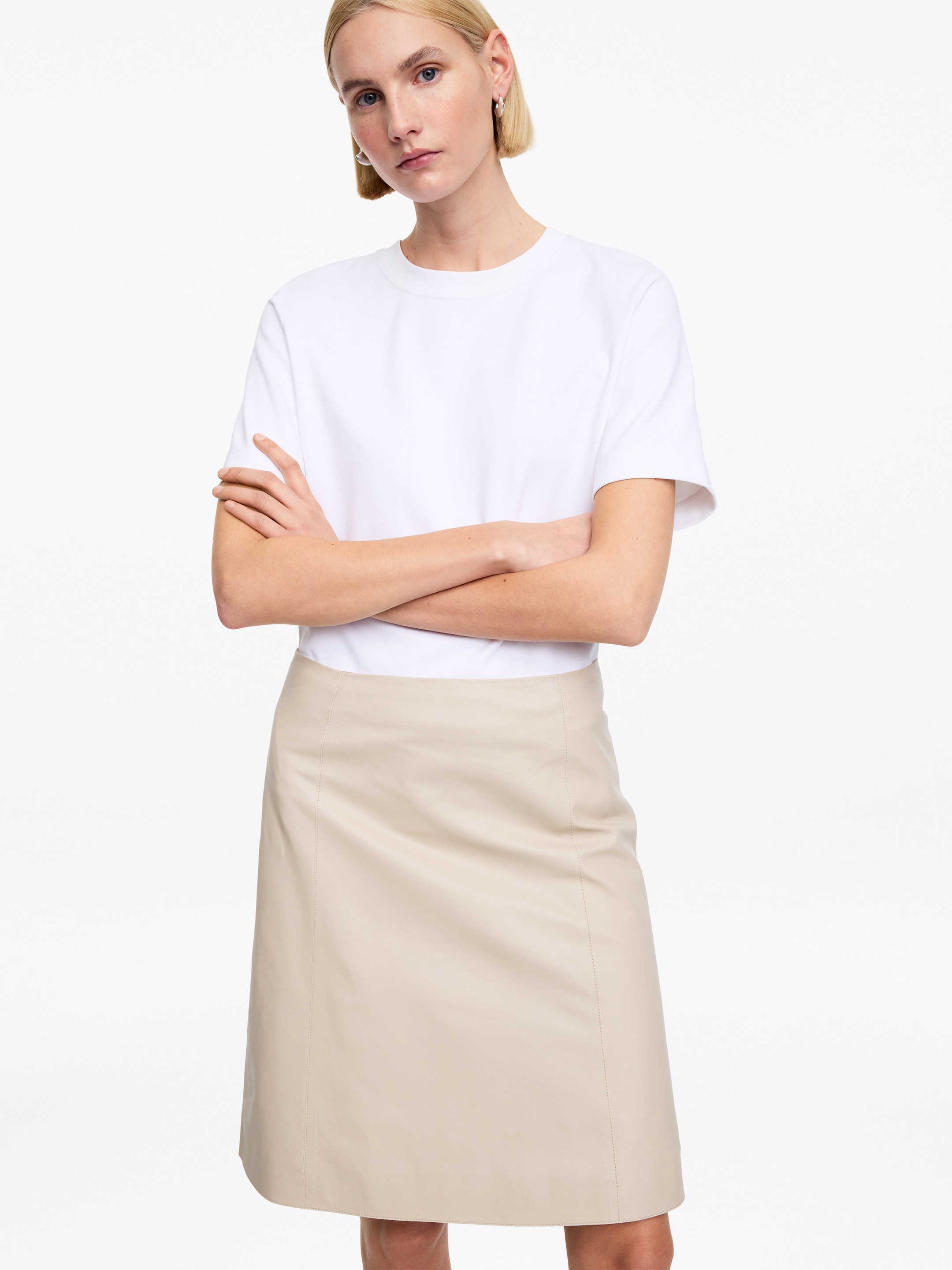 Leather Skirt - Off White - Regular fit - Women - StillMedia/Lookbook - 2