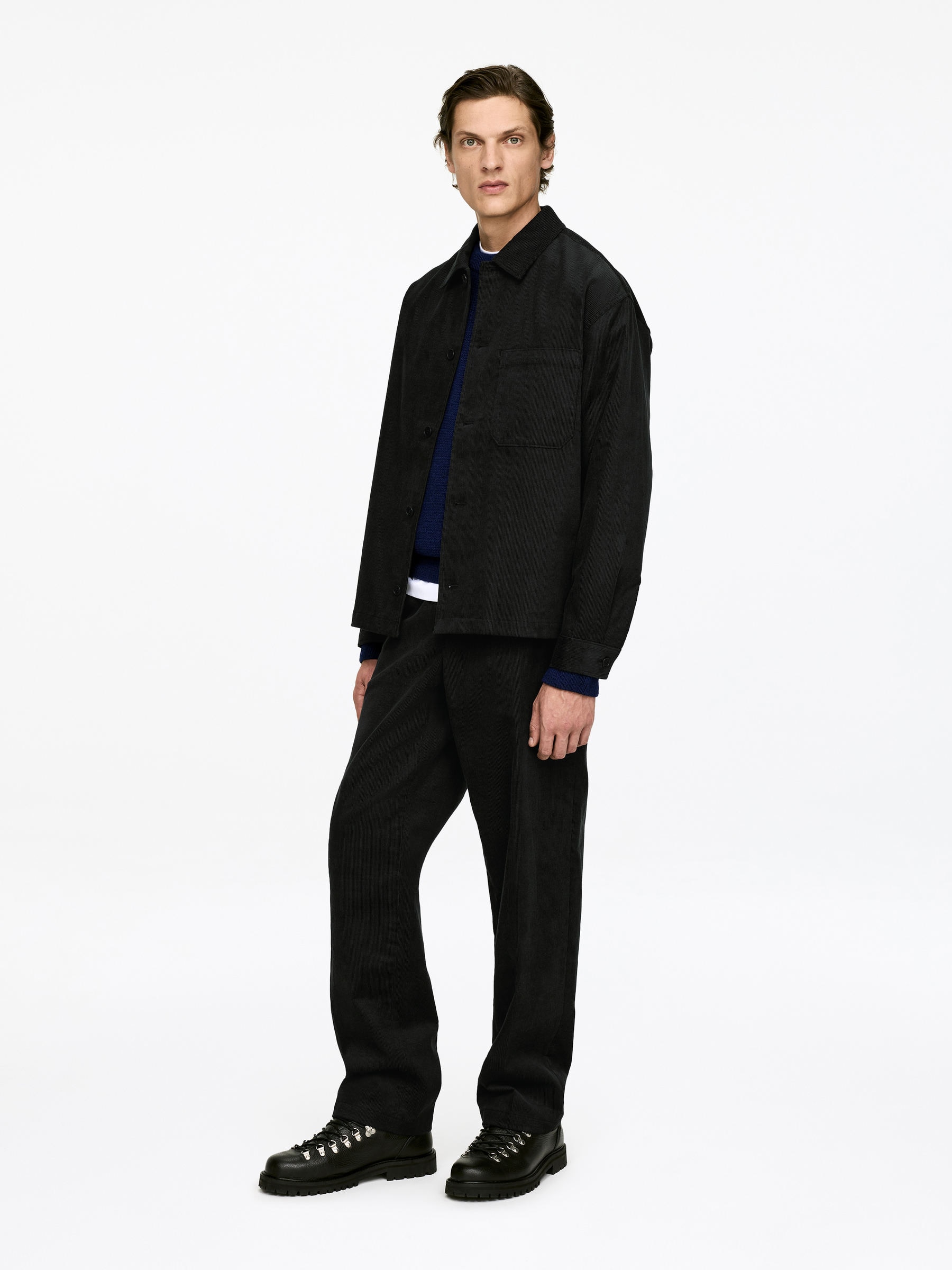 Corduroy Overshirt - Black - Relaxed fit - Men - StillMedia/Lookbook - 5