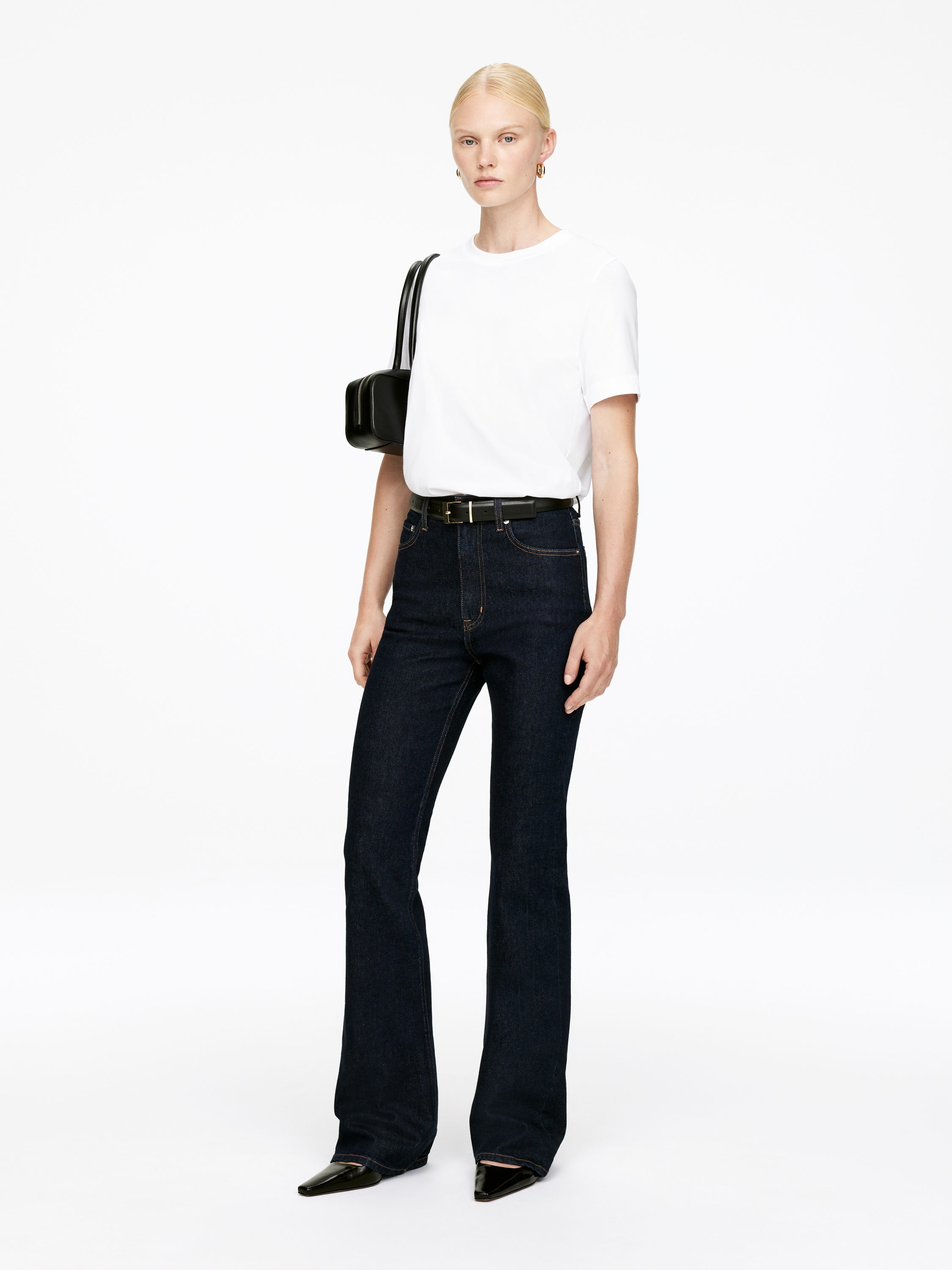 PEARL Heavyweight T-Shirt - White - Regular fit - Women - StillMedia/Lookbook - 24