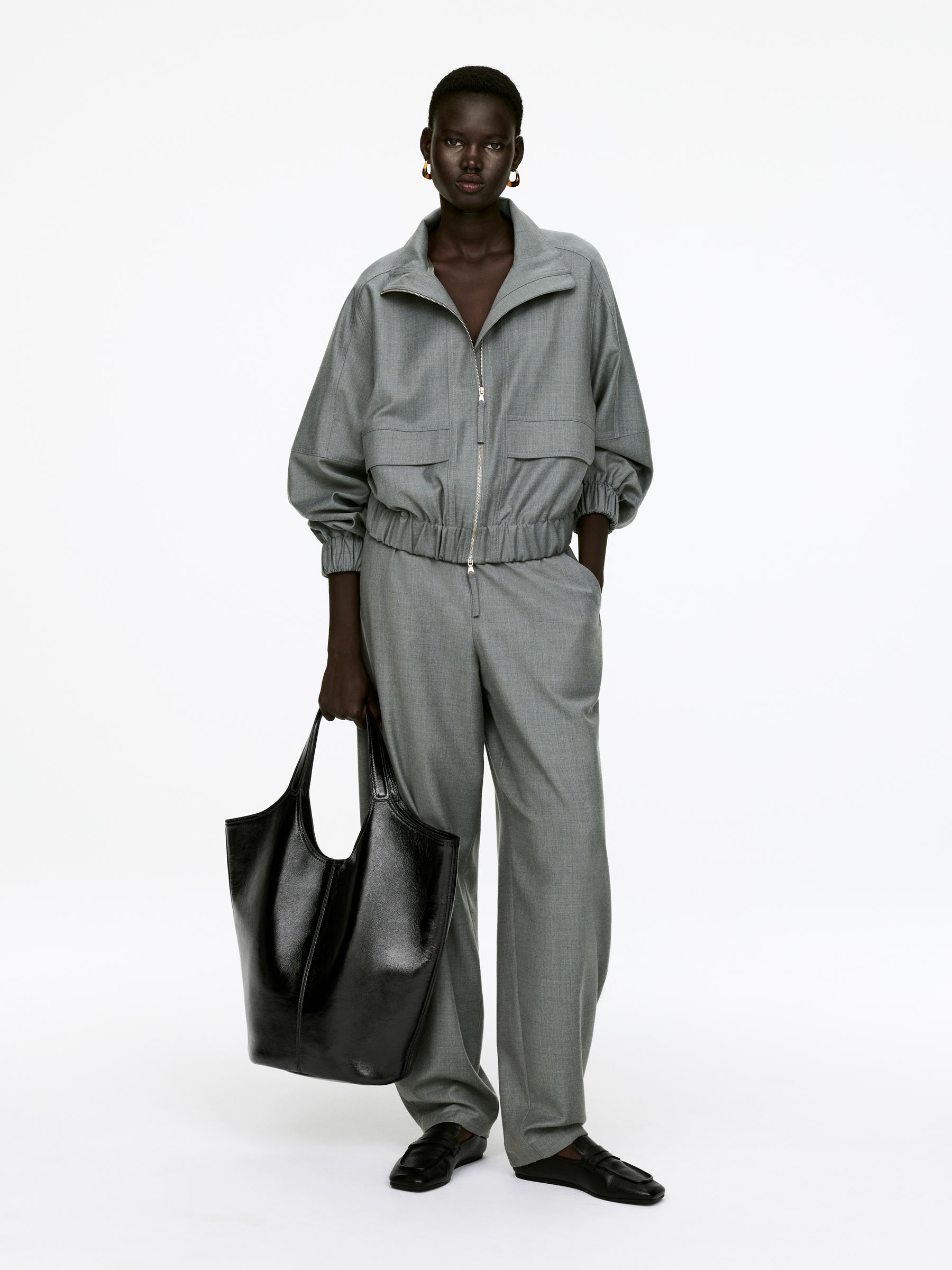 Sac cabas en cuir verni - Noir - Femme - StillMedia/Lookbook - 5