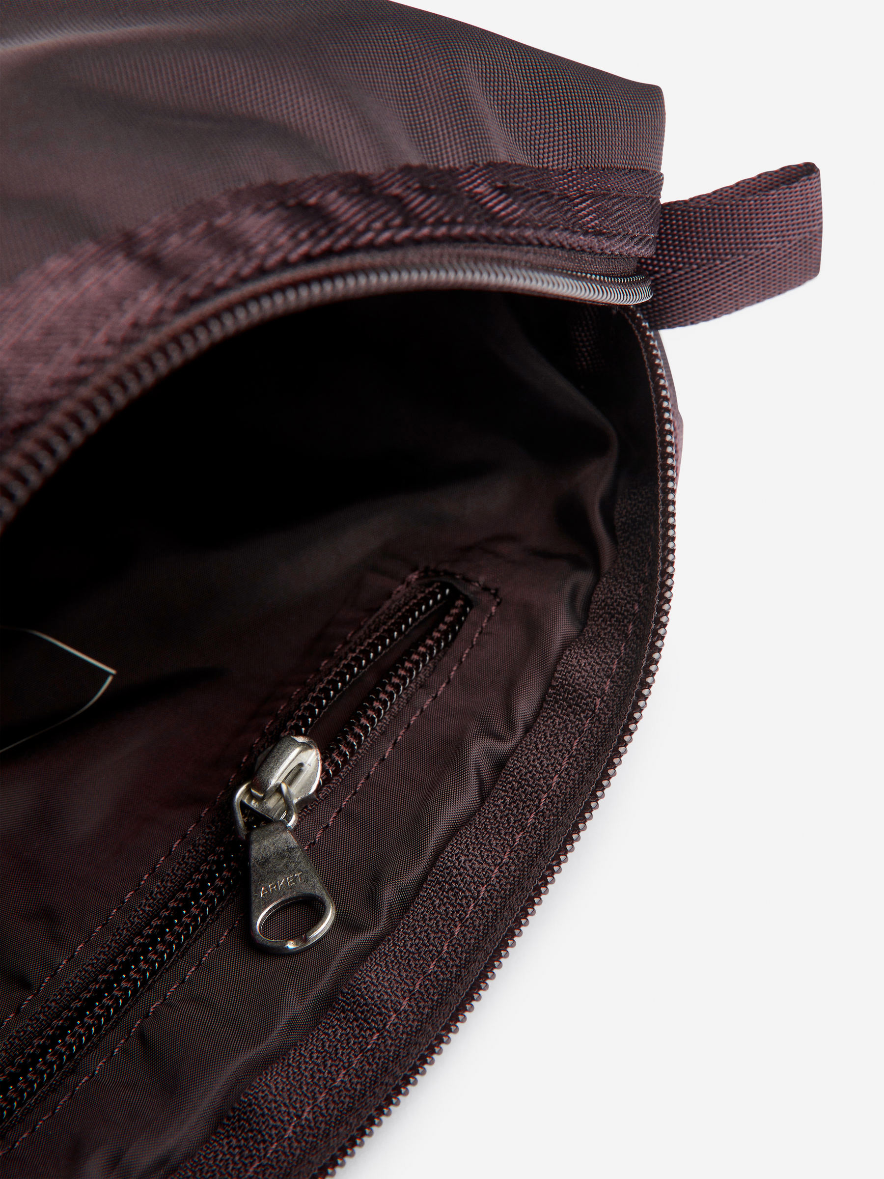 Toiletry Bag - Burgundy - Travel - StillMedia/DescriptiveDetail - 3