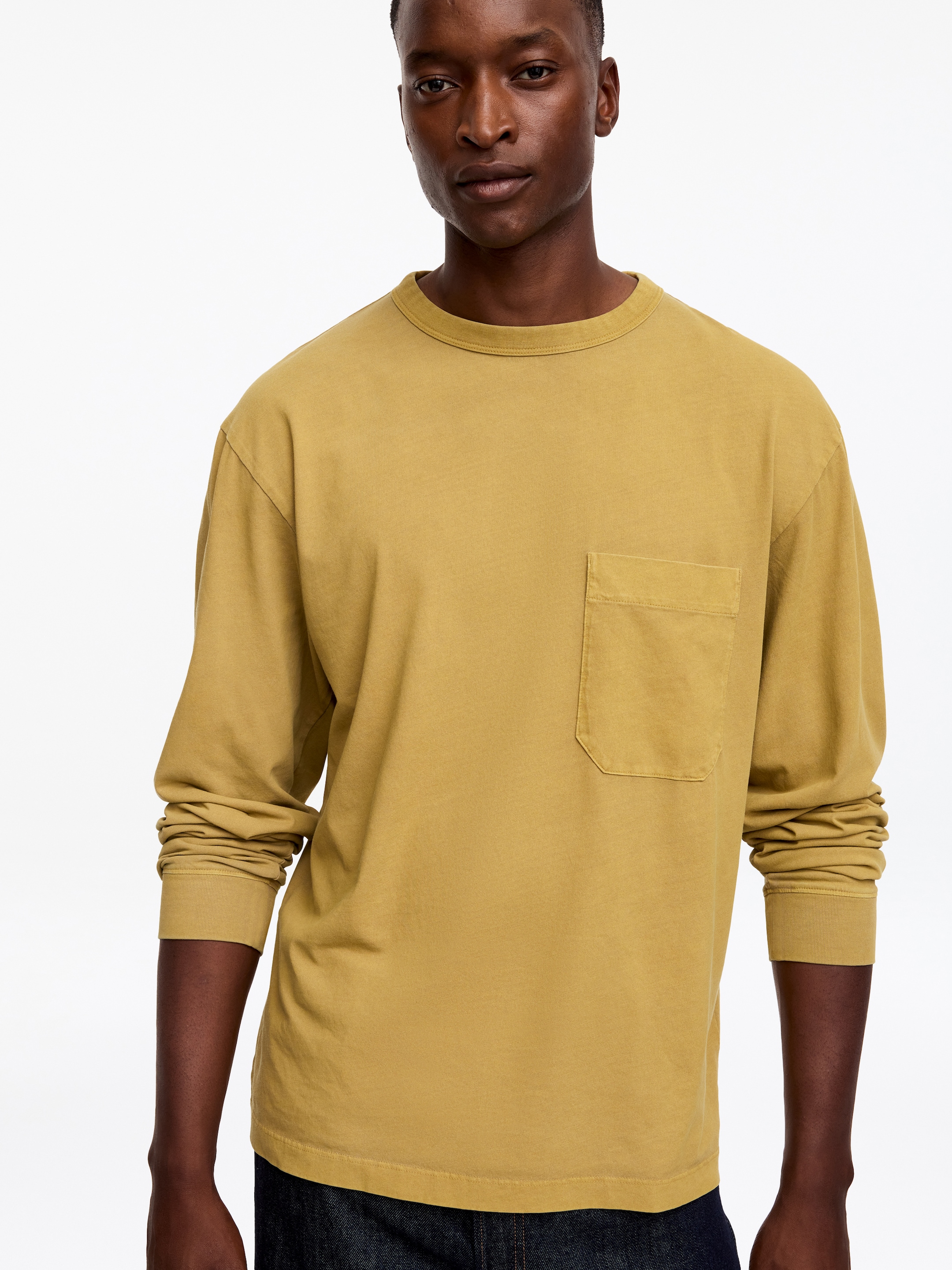 Relaxed Long-Sleeve T-Shirt - Mustard - Relaxed fit - Men - StillMedia/Lookbook - 5