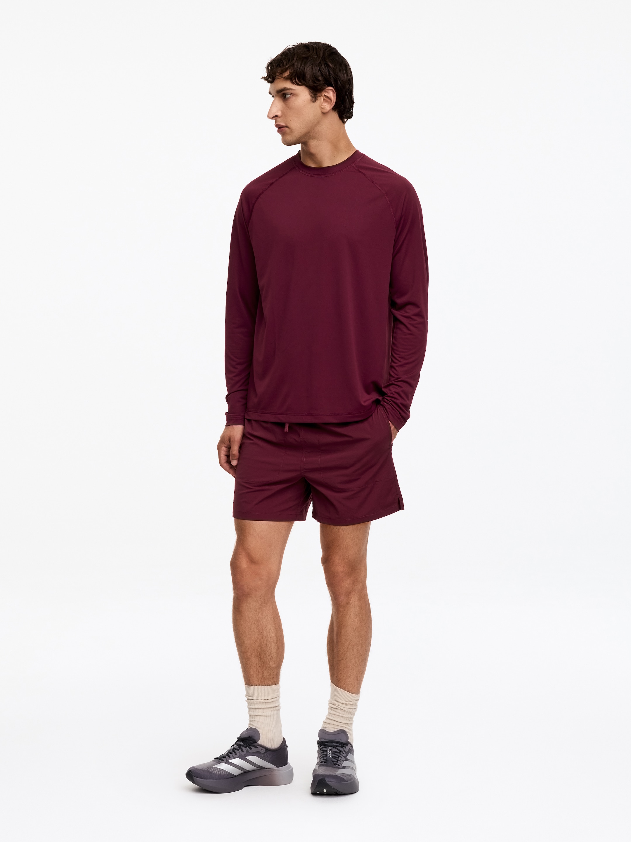 ARKET ACTIVE Langarmoberteil - Dunkelrot - Regular Fit - men - StillMedia/Lookbook - 3