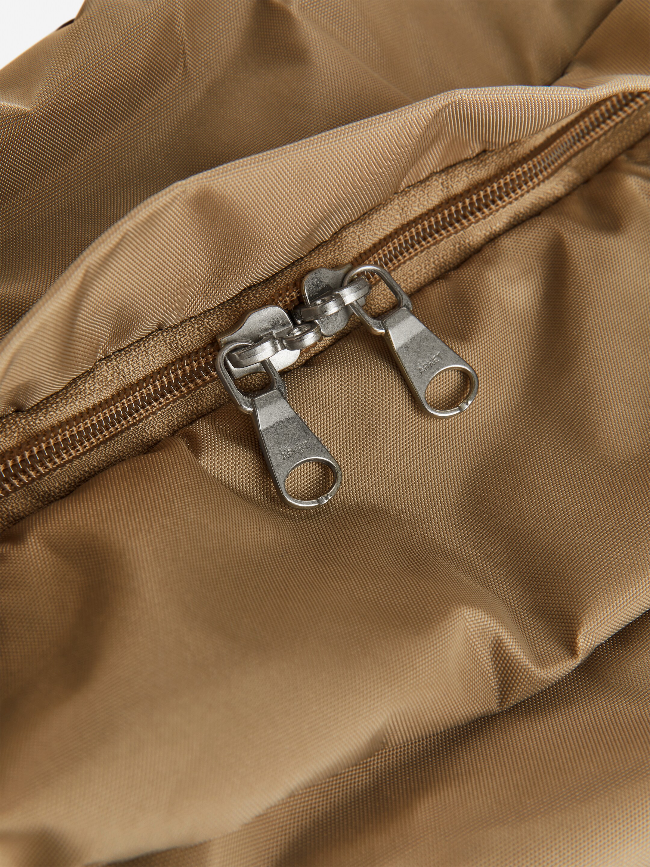 Visualizza immagine più grande: 72-Hour 3-Way Duffle Bag - Beige scuro - UOMO | H&M IT 4