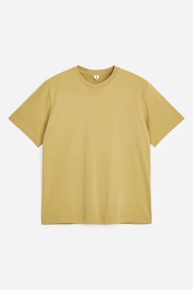 T-shirt descontraída de 220 g/m² - Amarelo/Azul escuro/Branco/Cinzento claro mesclado/Branco sujo/Cor-de-rosa/Preto/Castanho toupeira - 1