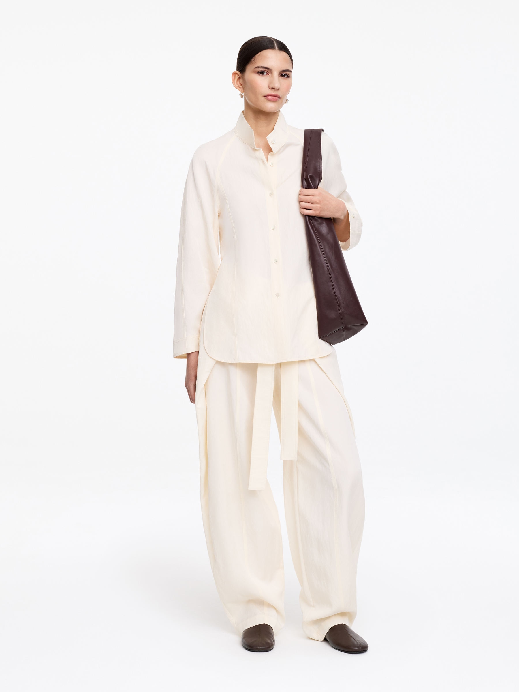 Hochgeschlossener Lederballerina-#423935-18614