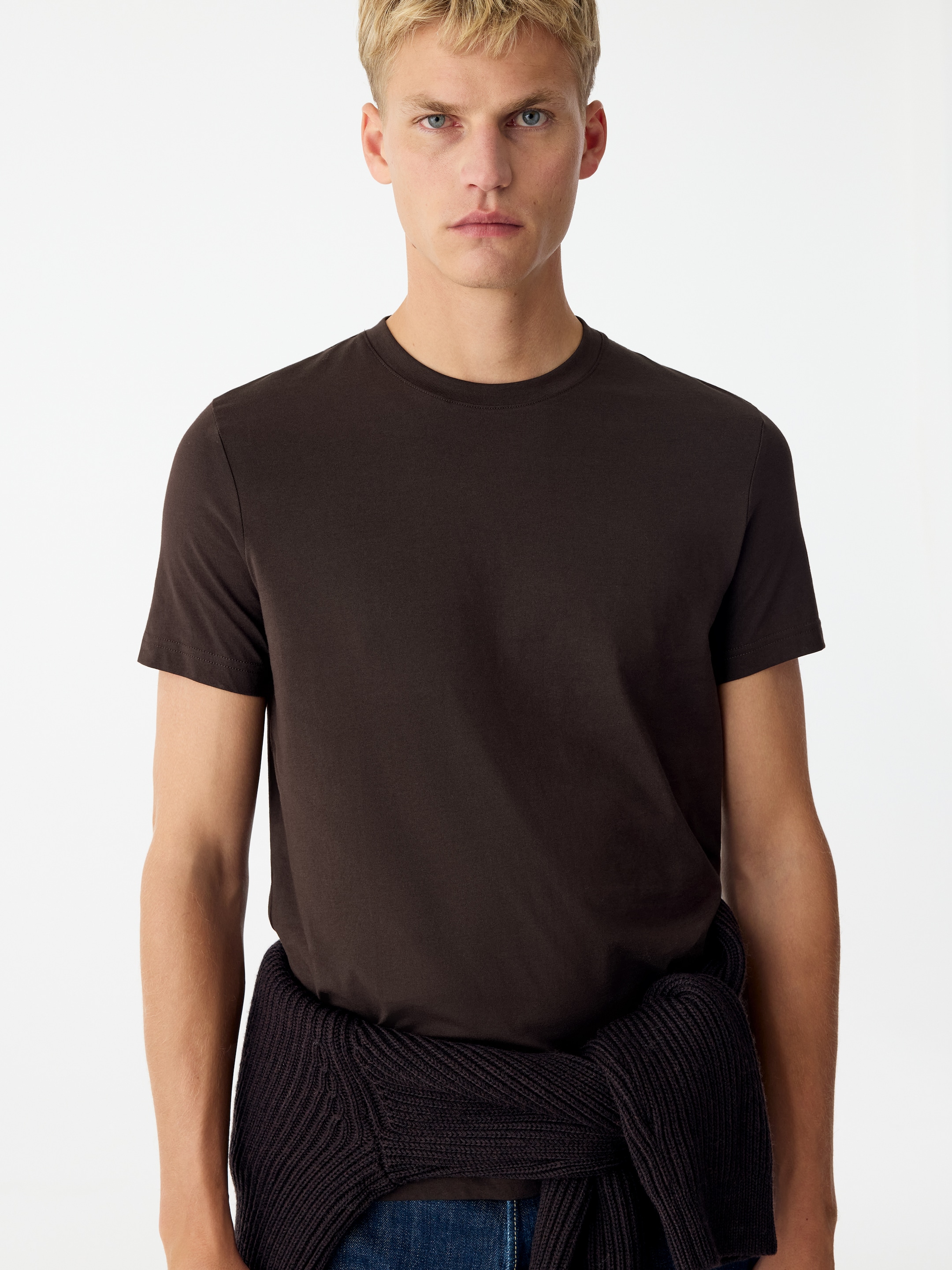 170 GSM Regular T-Shirt - Mole - Regular fit - men - StillMedia/Lookbook - 3