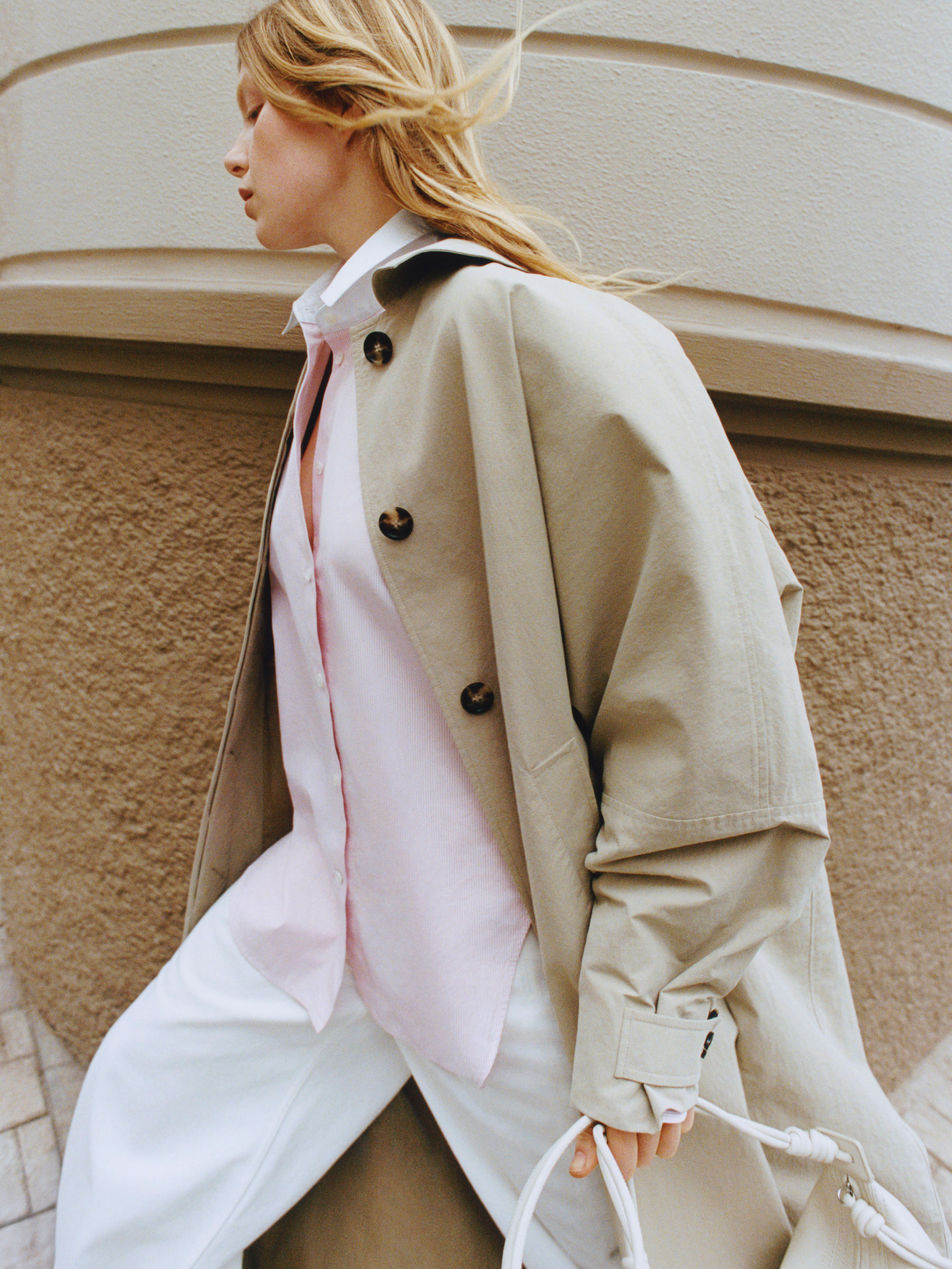 Car coat - Beige - Oversize - Women - StillMedia/Environmental - 1