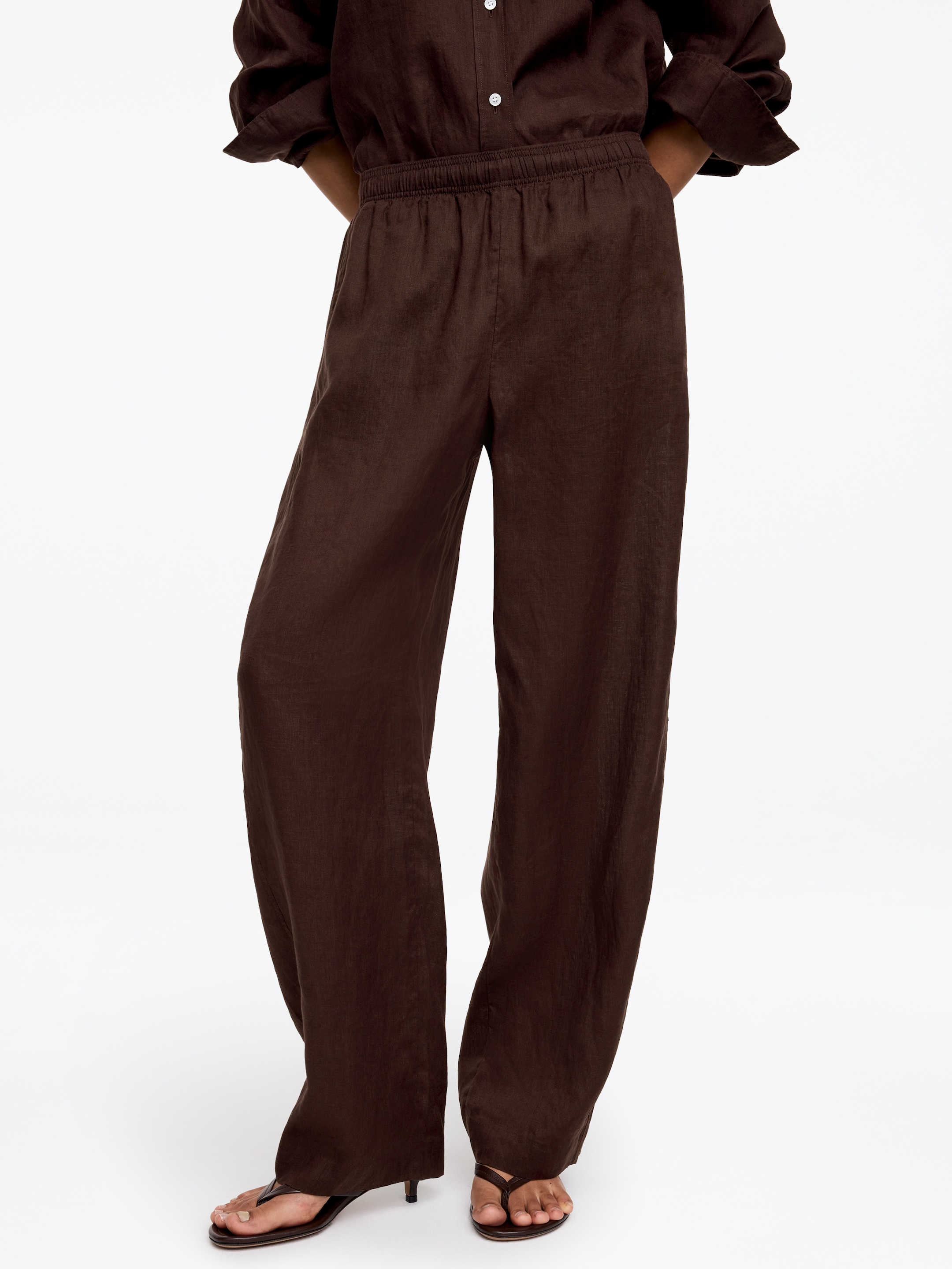 Barrel Linen Trousers - Dark Brown - Relaxed fit - Women - StillMedia/Lookbook - 5