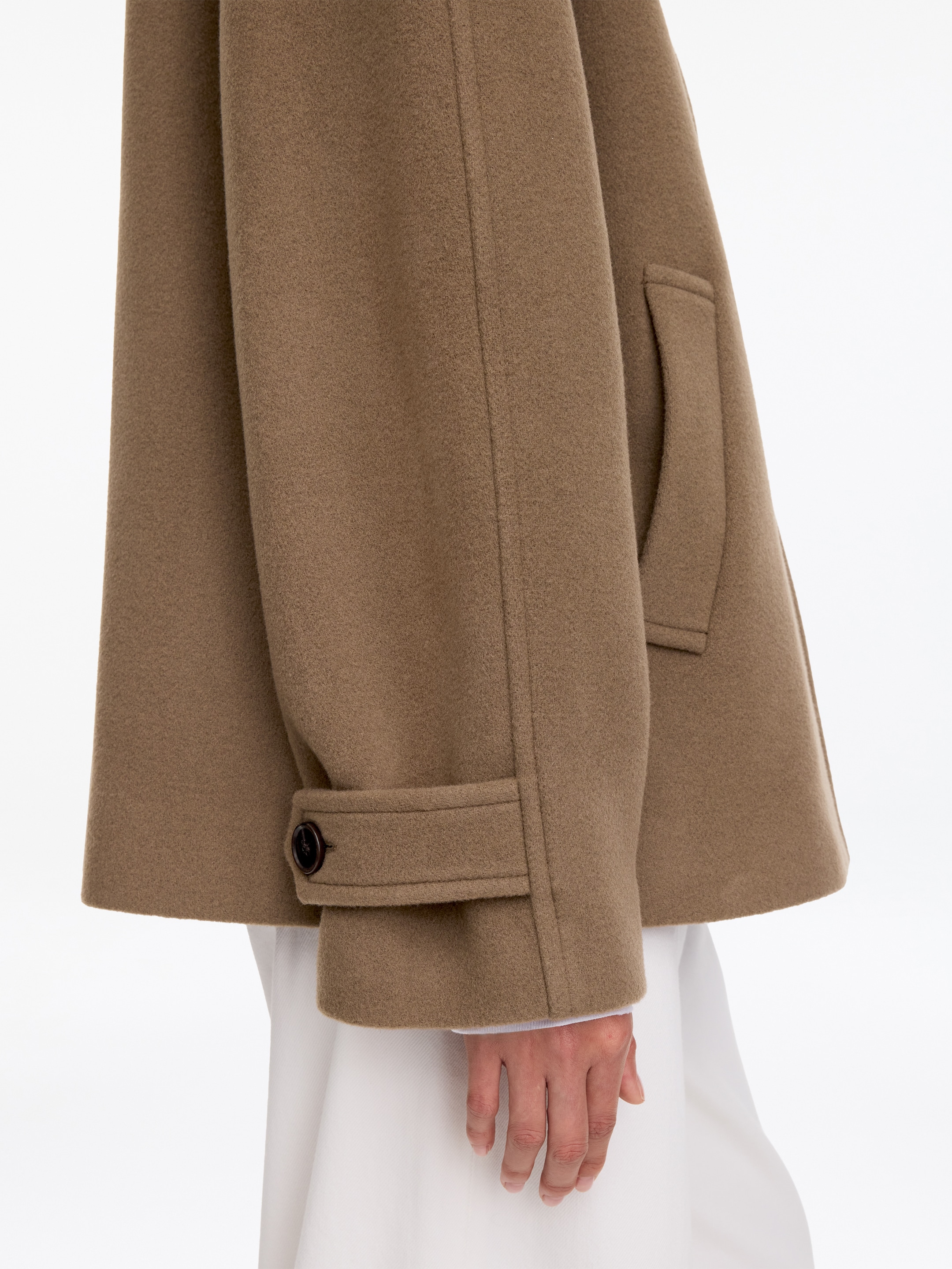 Chaqueta corta de paño grueso en mezcla de lana - Topo oscuro - Corte estándar - women - StillMedia/Lookbook - 6