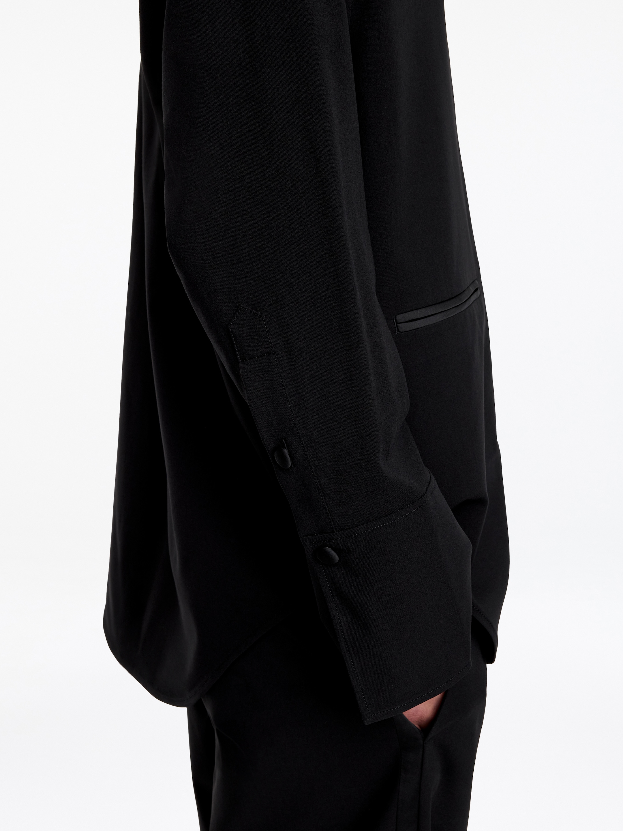 Smokinginspirerad overshirt - Svart - Relaxed fit - women - StillMedia/Lookbook - 3