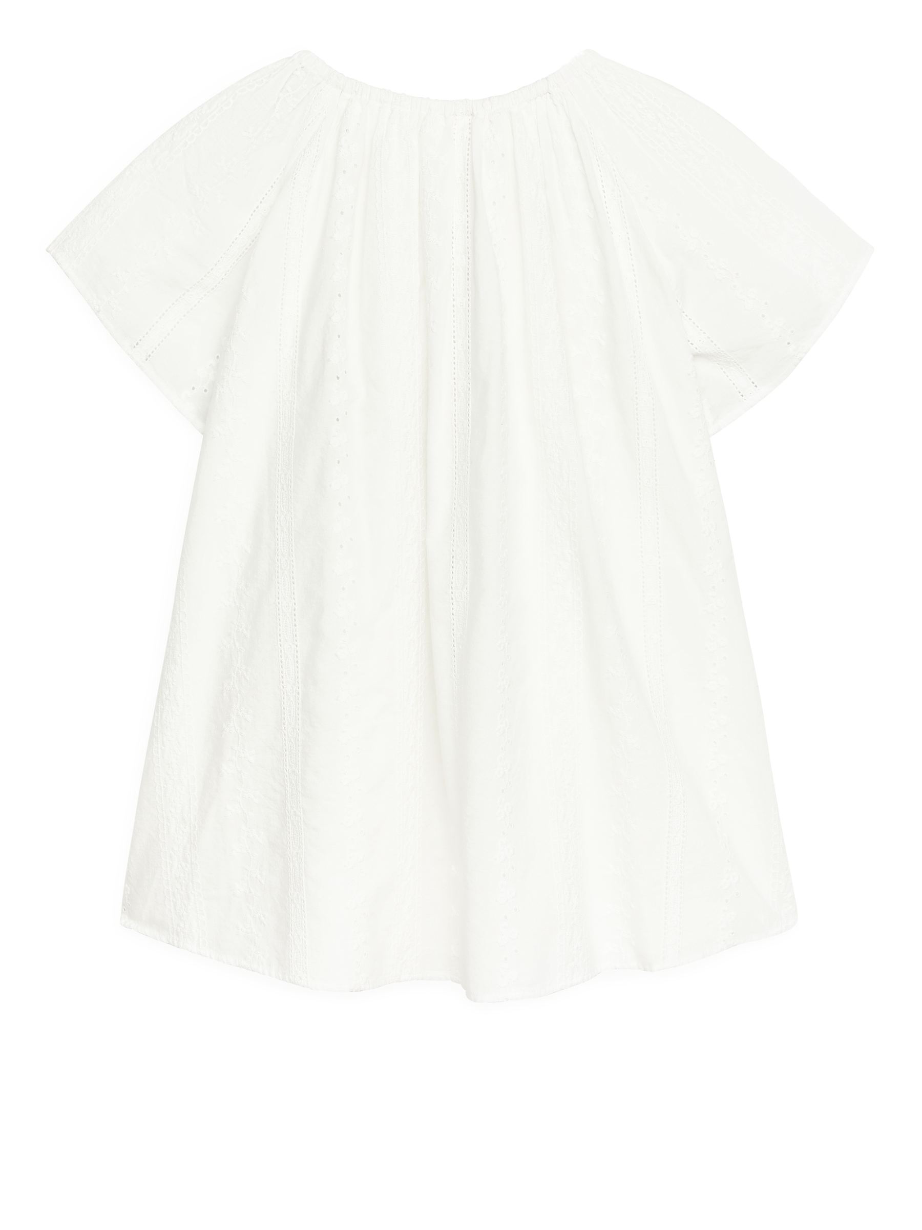 Bawełniana sukienka z haftem angielskim - Biały - Children - StillMedia/DescriptiveStillLife - 2