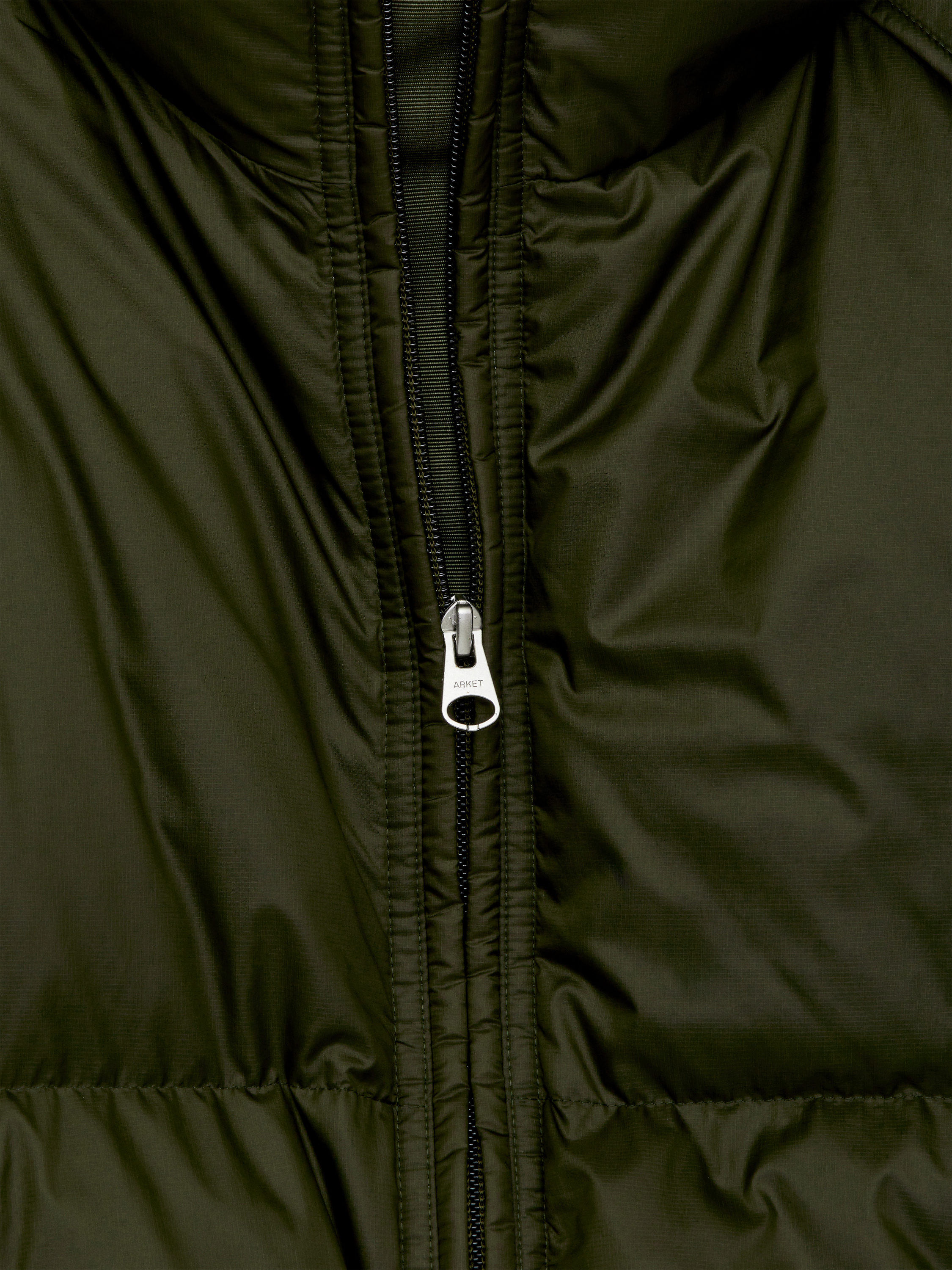 Upcycled Down Puffer Jacket - Dark Green - Oversized - Women - StillMedia/DescriptiveDetail - 3