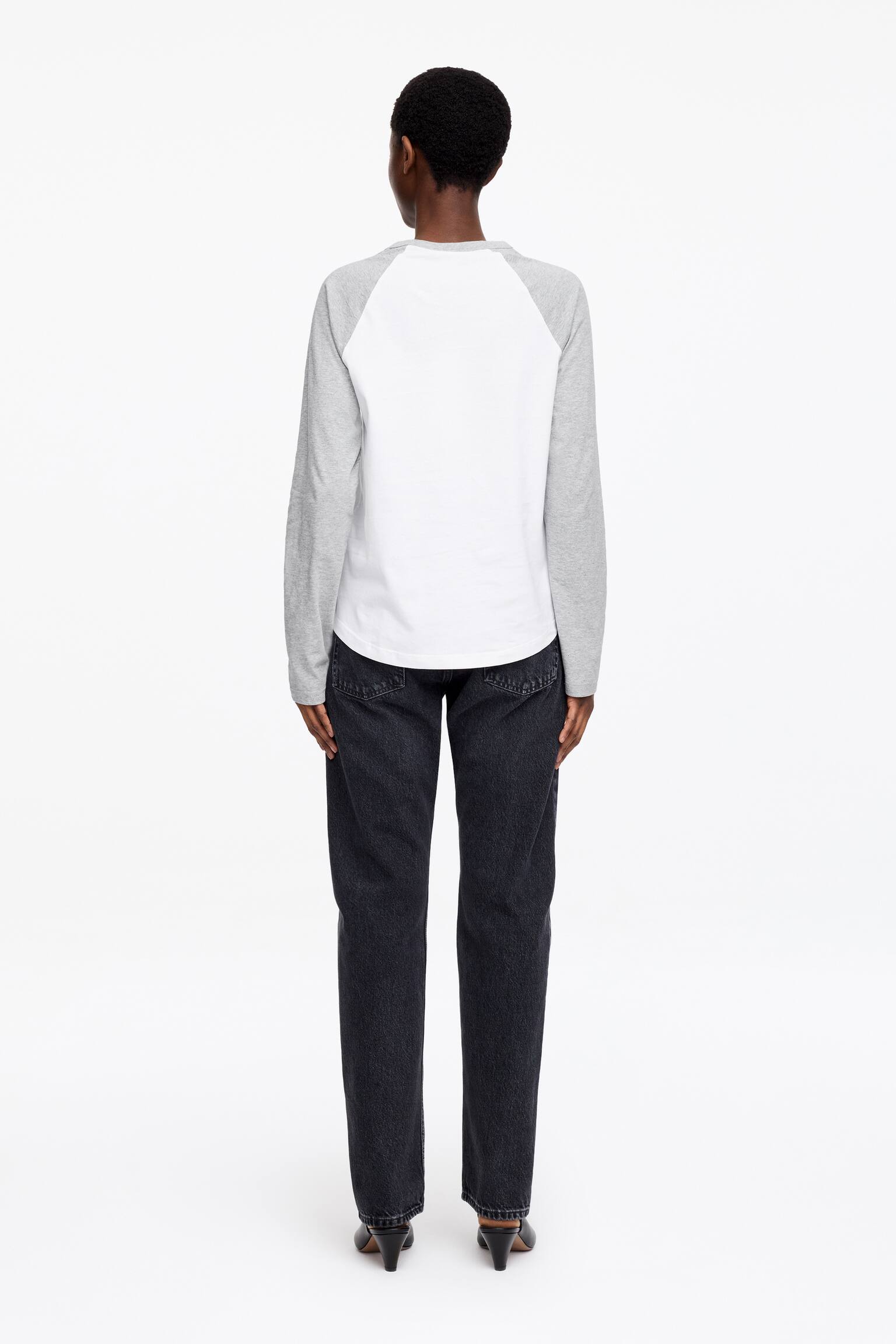 Long-Sleeved T-Shirt - White/Grey/White/Red - 5