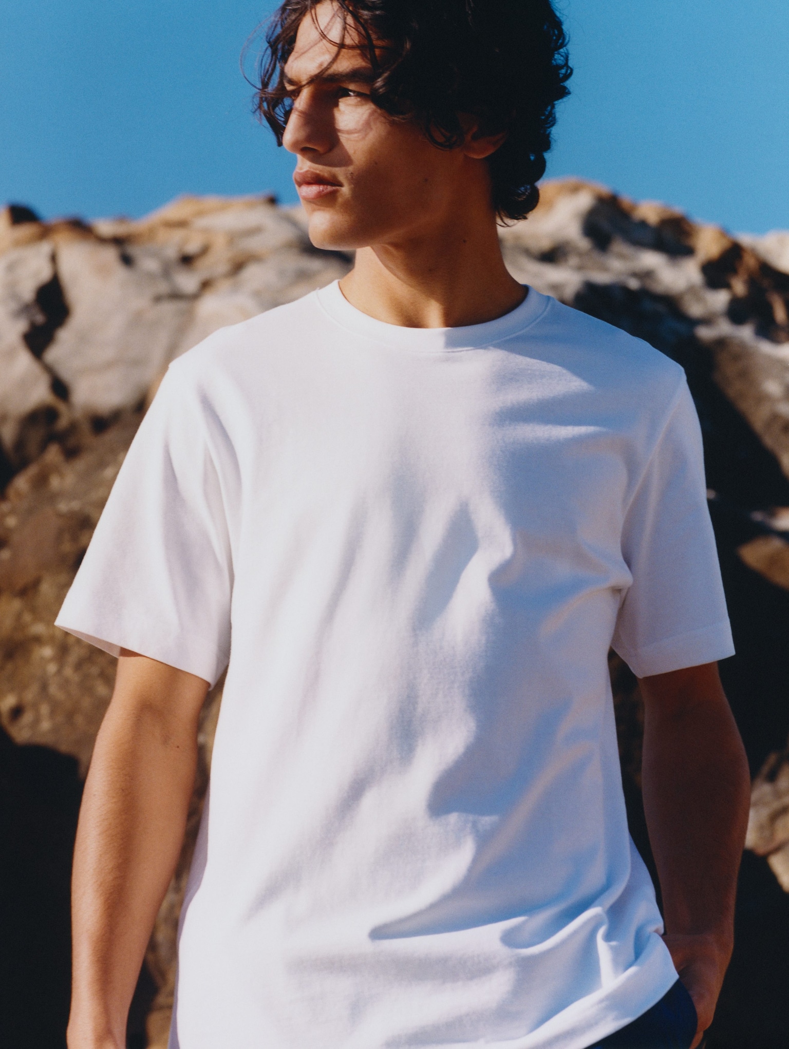 T-shirt décontracté 220 GSM - Blanc/Vert kaki/Marron foncé/Noir/Blanc cassé/Bleu foncé/Gris clair chiné/Vert foncé/Vert forêt foncé - 7