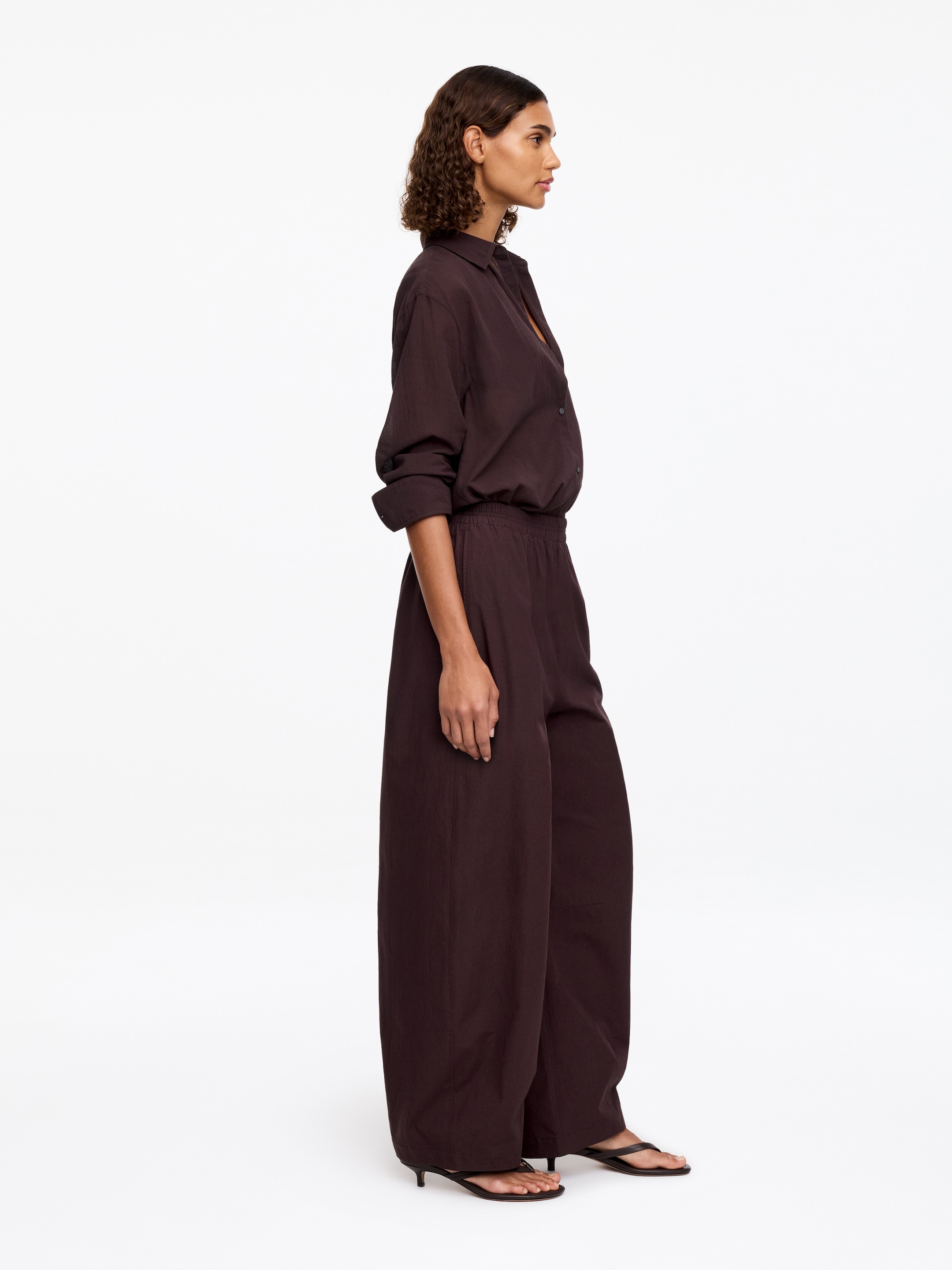 Barrel-Leg Cotton Trousers - Dark Brown - Loose fit - Women - StillMedia/Lookbook - 9