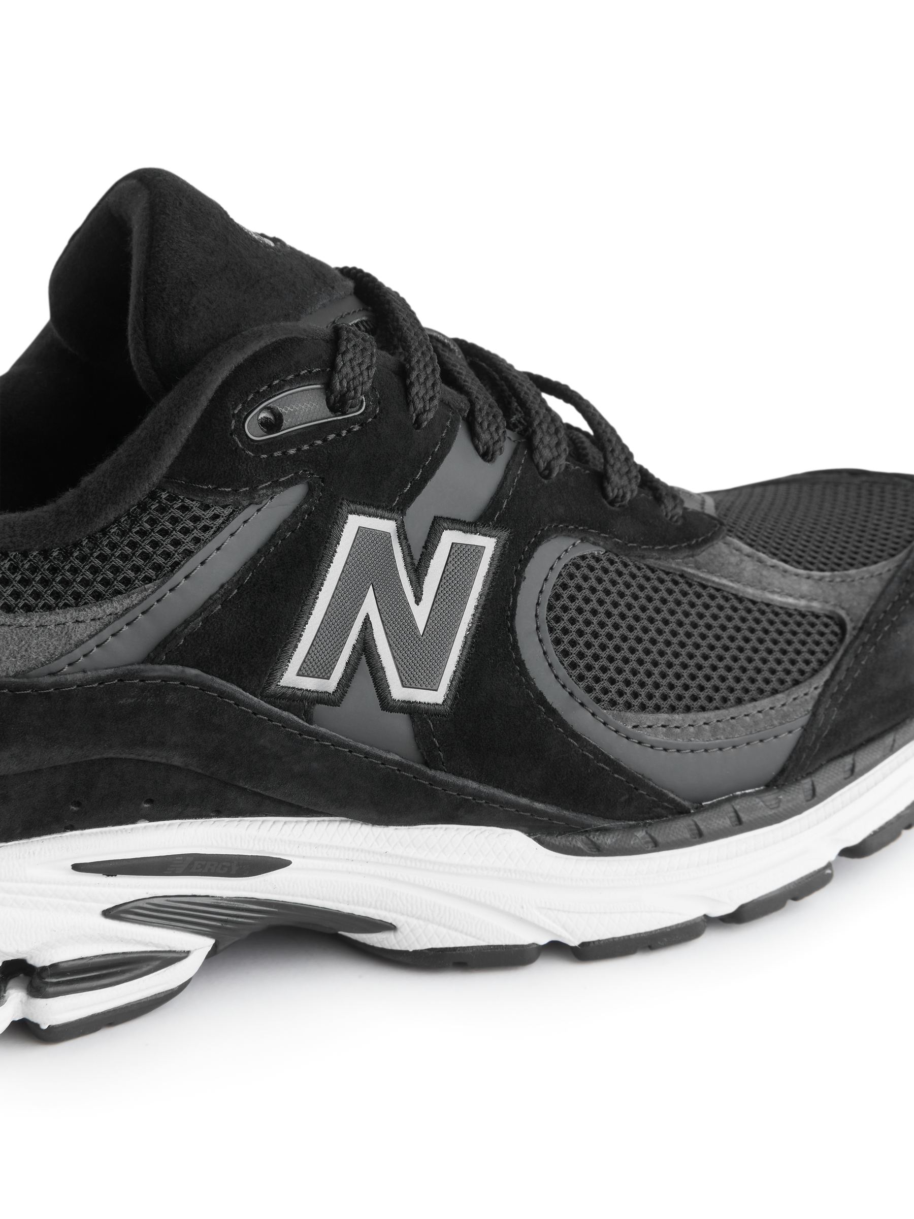 New Balance 2002R Trainers - Black/Grey - Men - StillMedia/DescriptiveDetail - 3