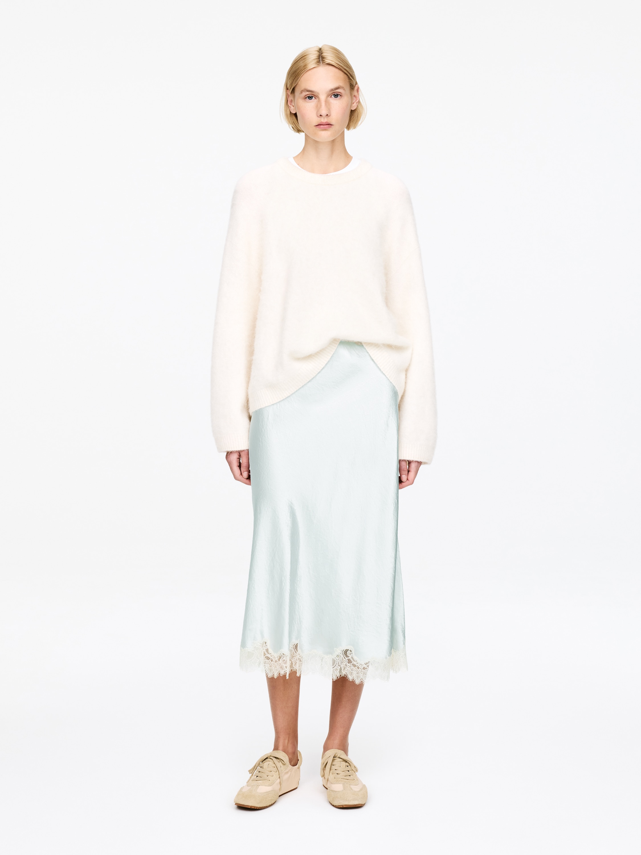 Saténová sukně s krajkovým detailem - Prašná tyrkysová