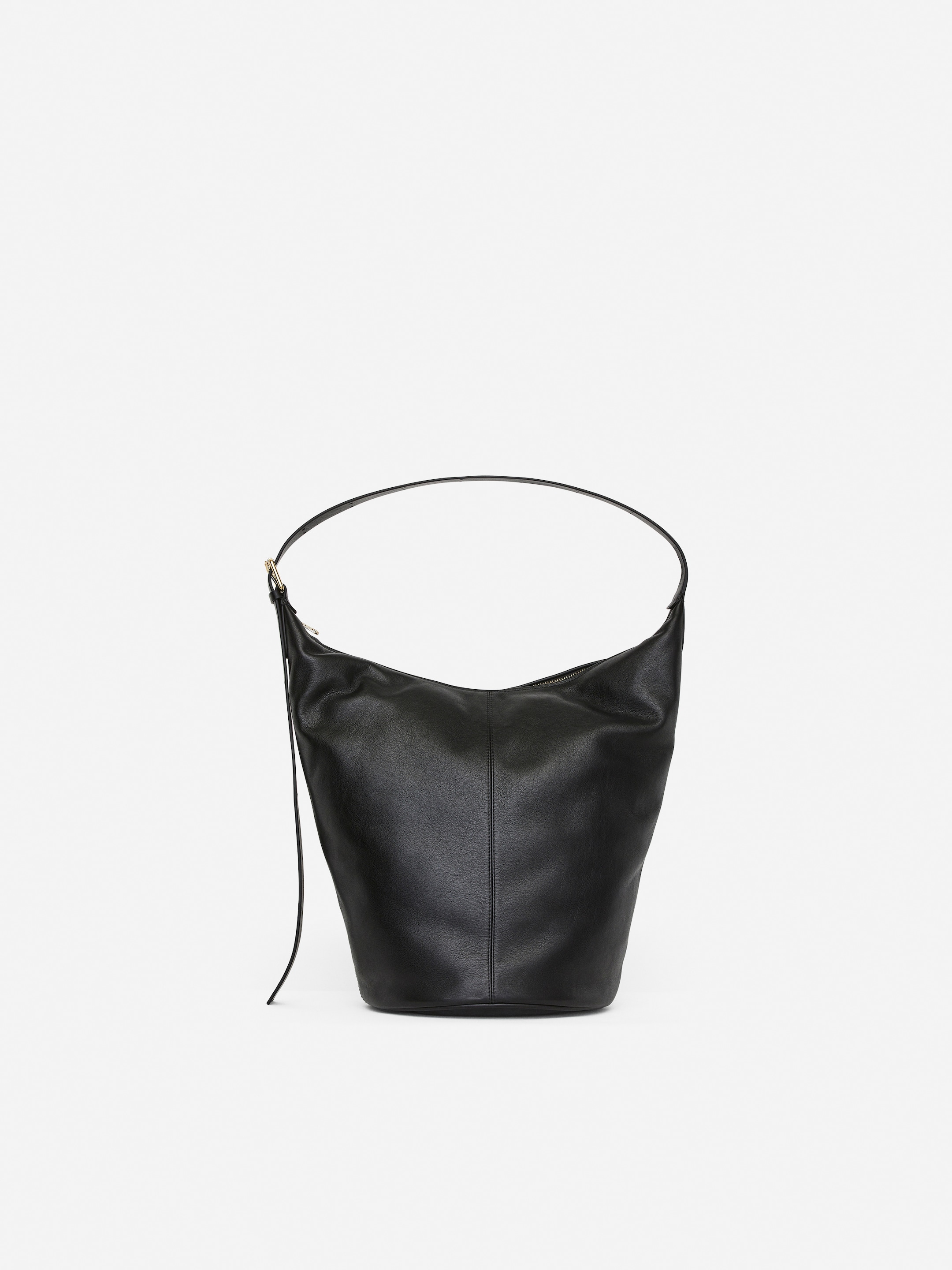 Large Leather Bucket Bag - Black - Women - StillMedia/DescriptiveStillLife - 1