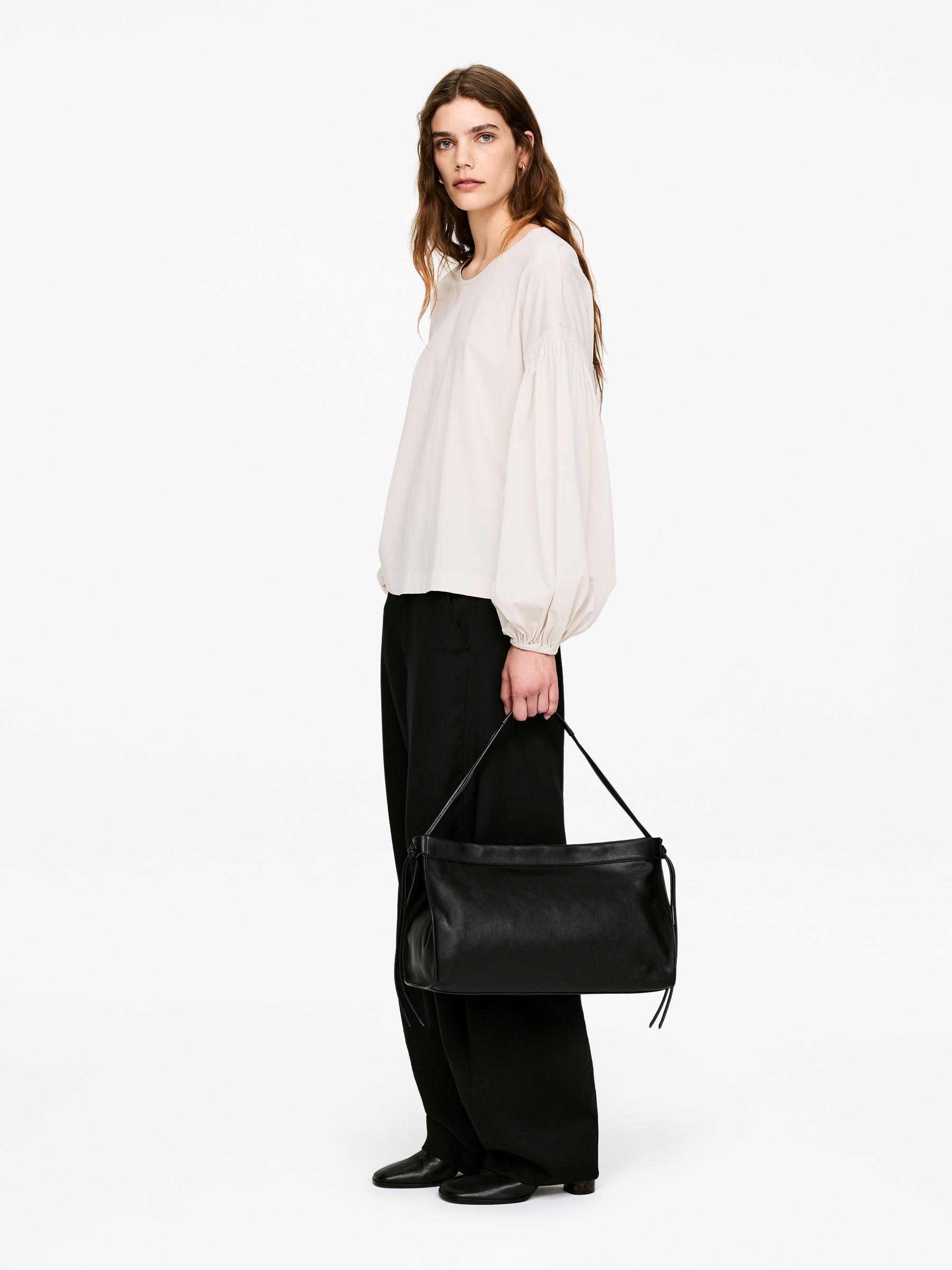 Balloon-Sleeve Cotton Blouse - Light Mole - Loose fit - Women - StillMedia/Lookbook - 5