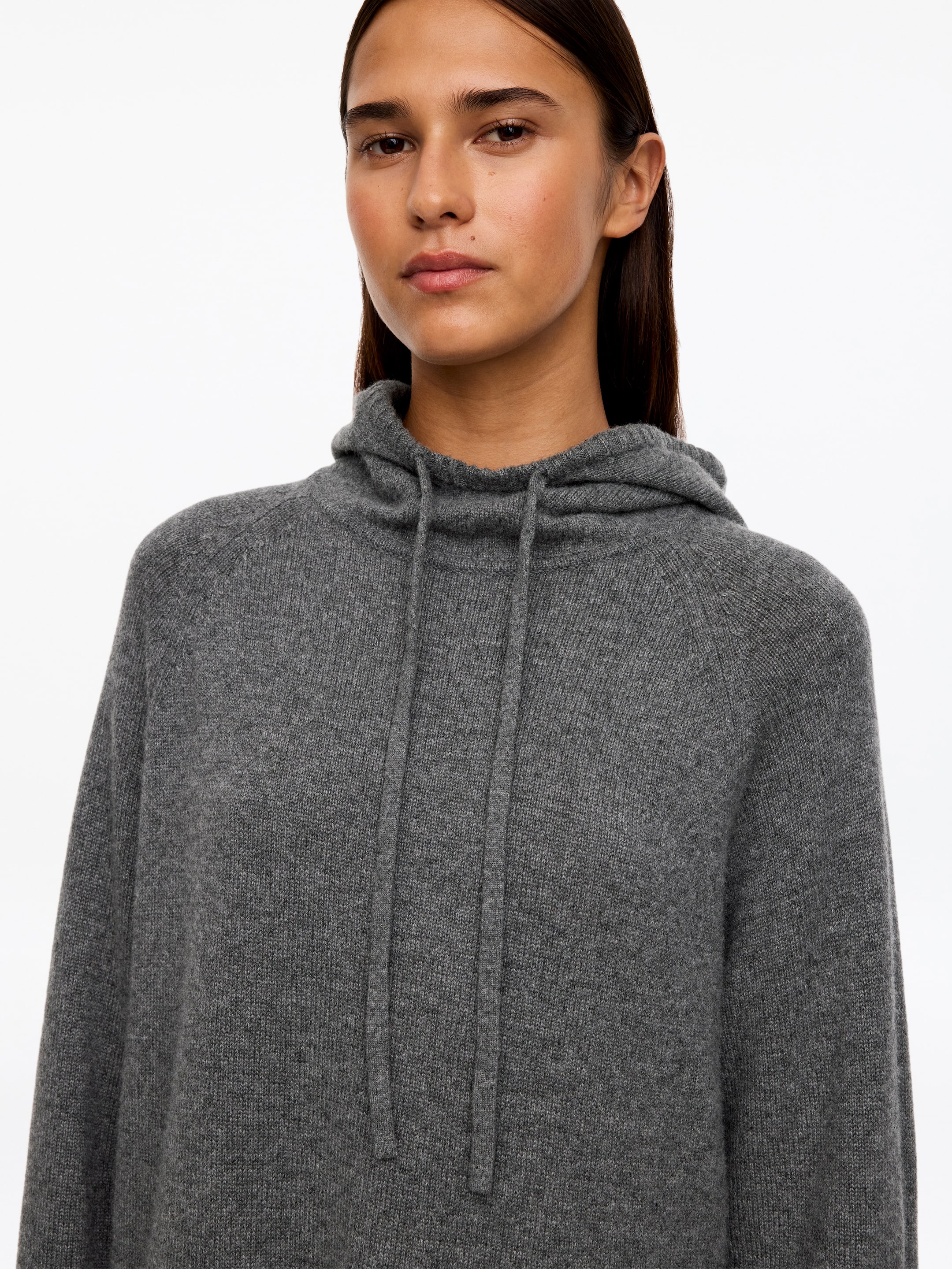 Cashmere hoodie - Grey - Relaxed fit - women - StillMedia/Lookbook - 4
