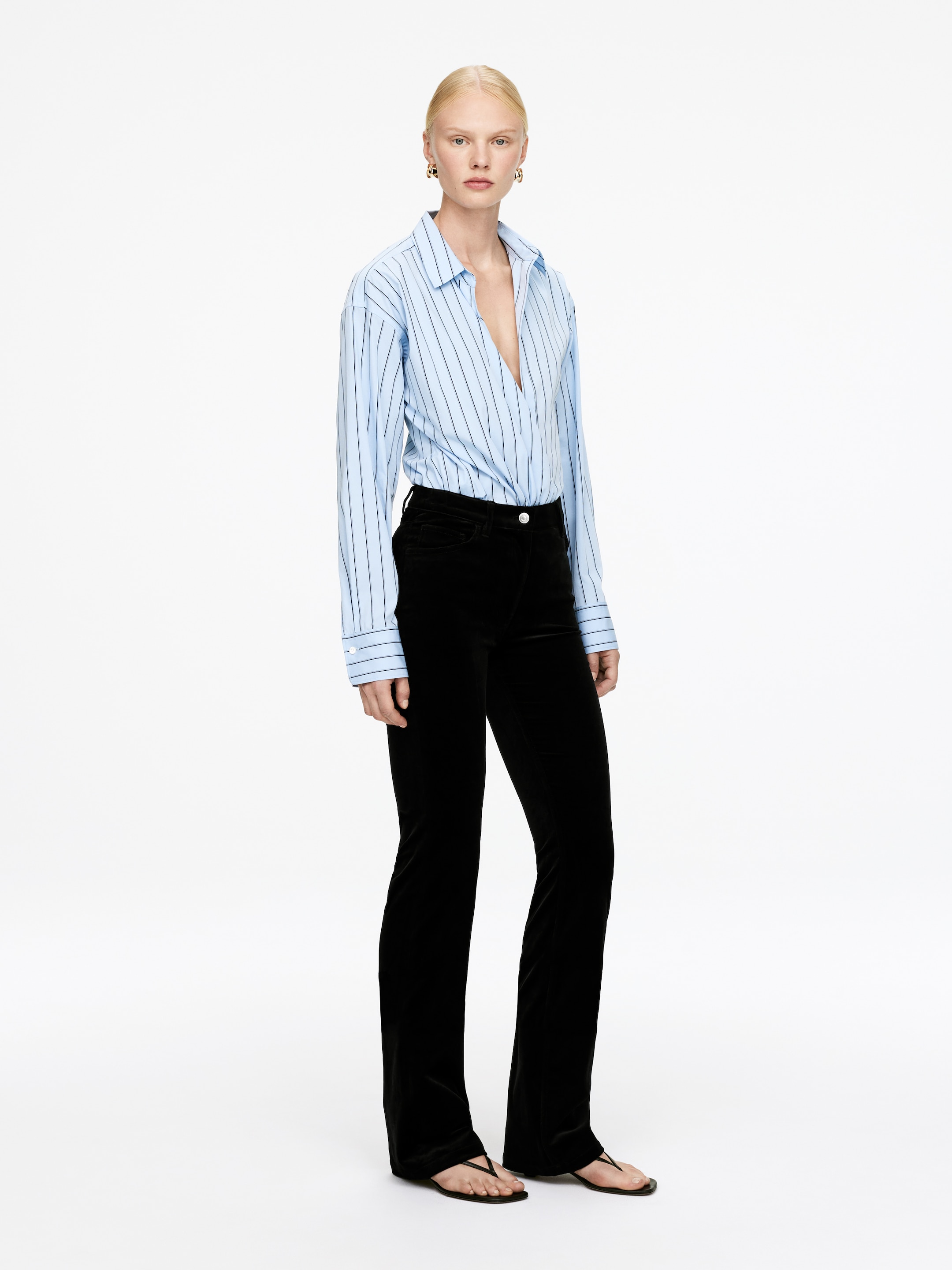 Agrandir l'image: Pantalon évasé en velours - Noir - FEMME | H&M BE 2