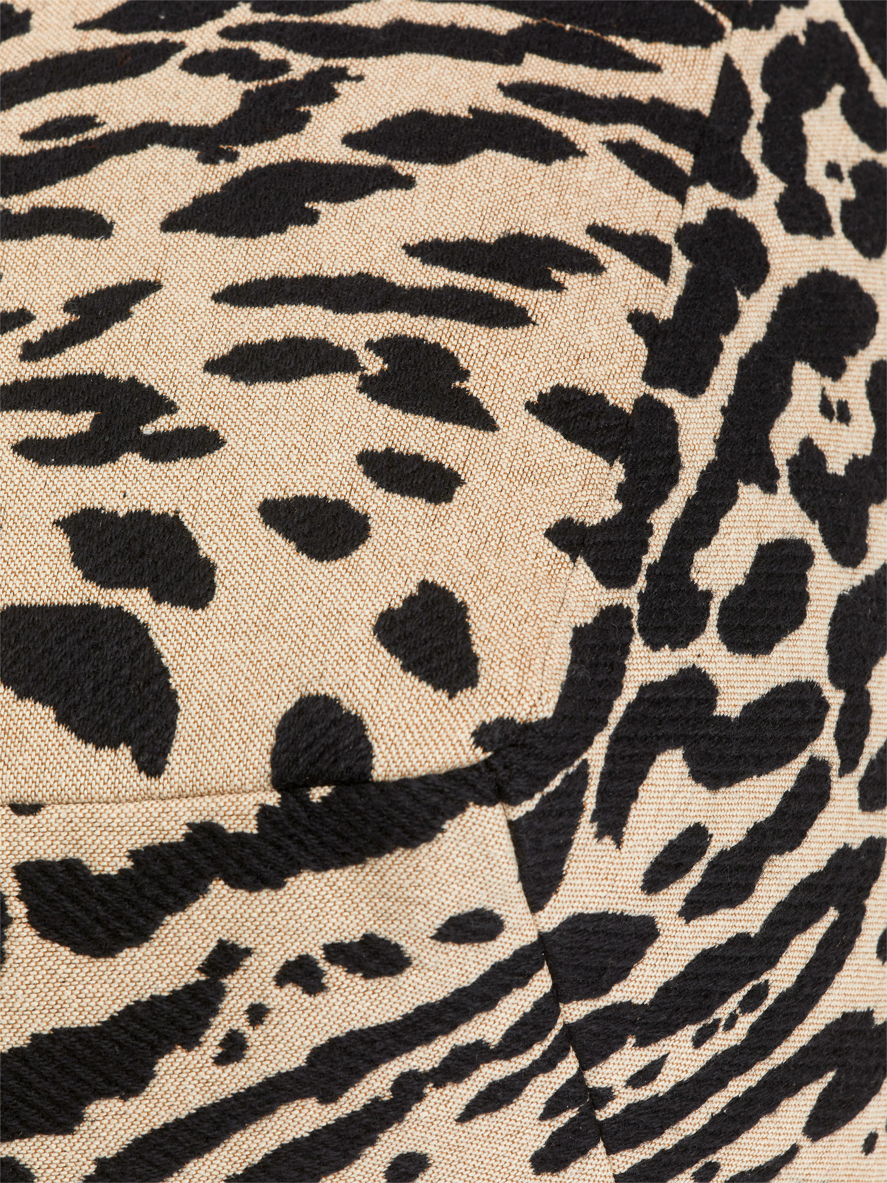 Cotton-Wool Pouffe - Beige/Black - Homeware - StillMedia/DescriptiveDetail - 3