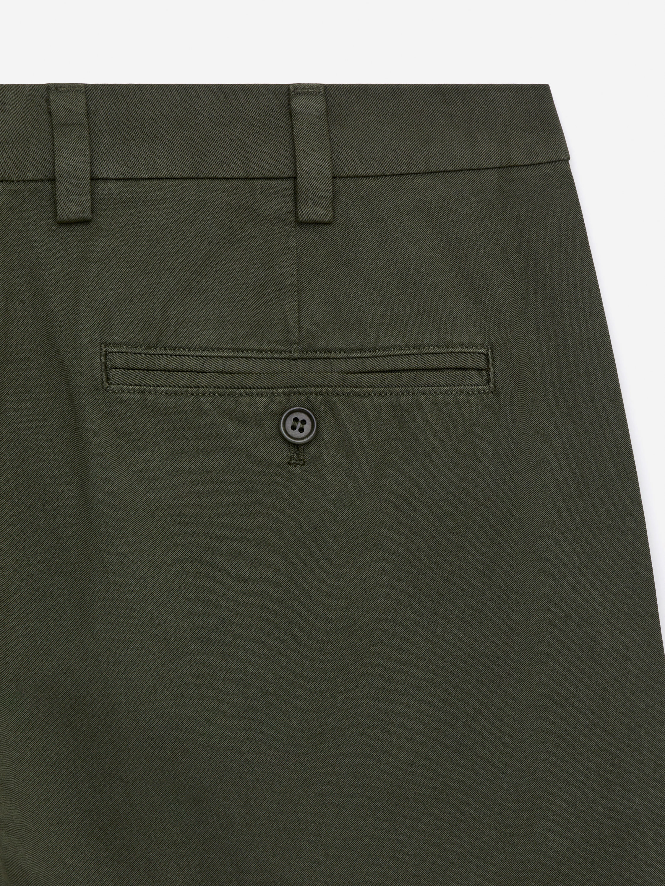 Straight Cotton Chinos - Khaki Green - Regular fit - Men - StillMedia/DescriptiveDetail - 1