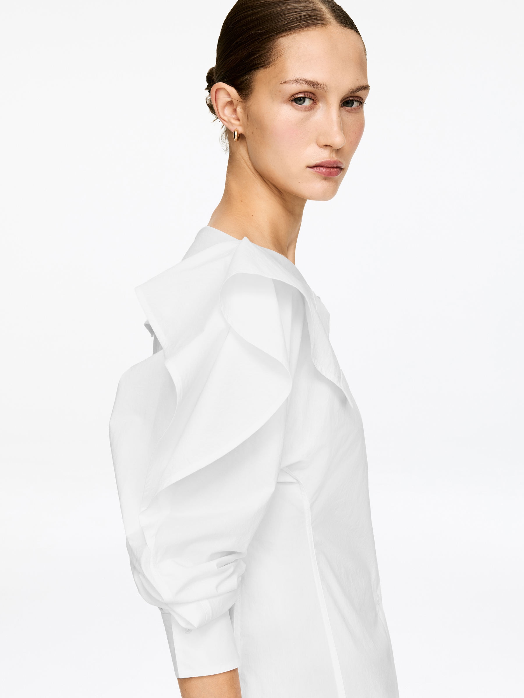 Volume Collar Blouse - White - Slim fit - Women - StillMedia/Lookbook - 3