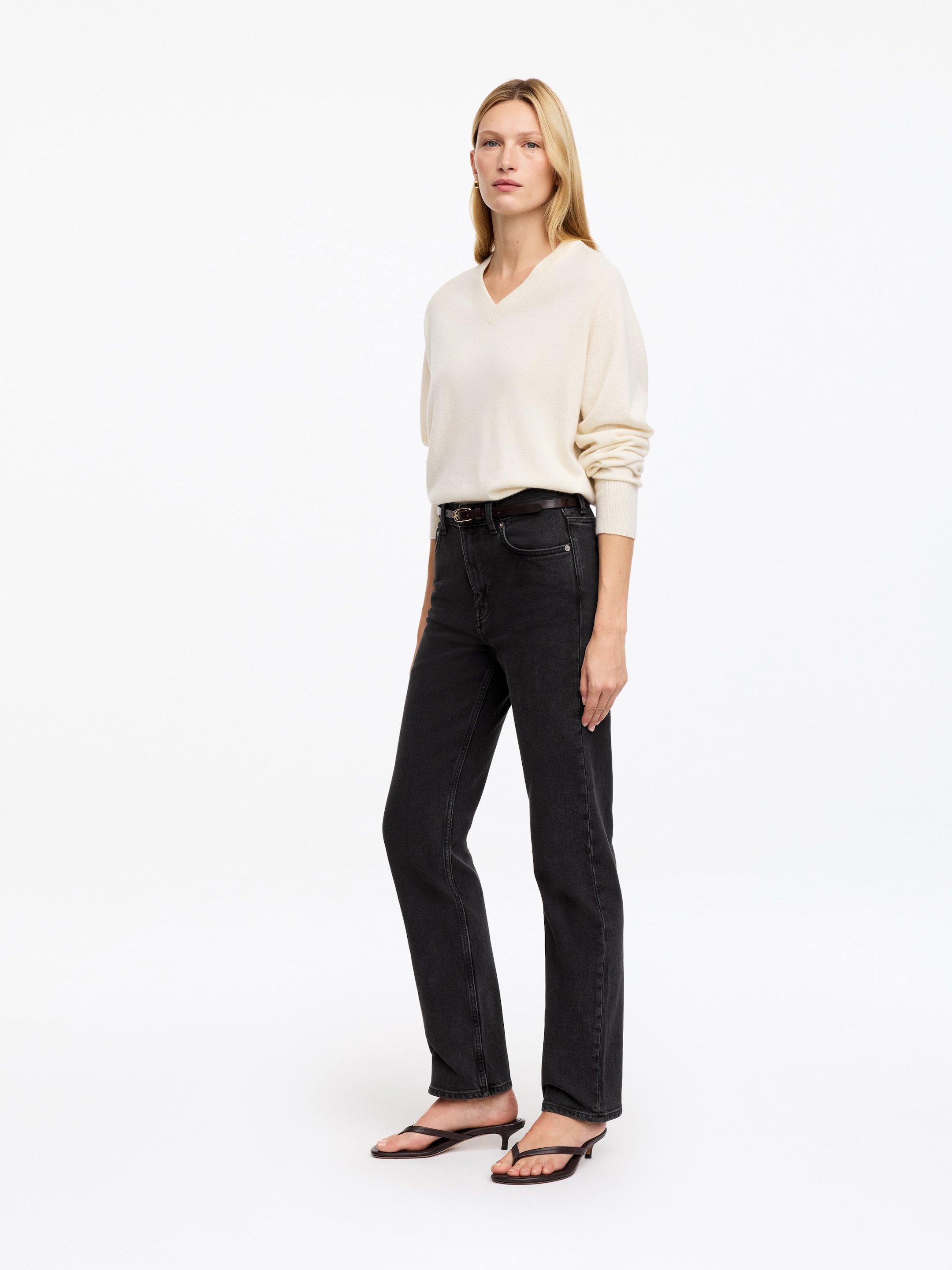Jade Long Slim Jeans - Black - Slim fit - women - StillMedia/Lookbook - 4