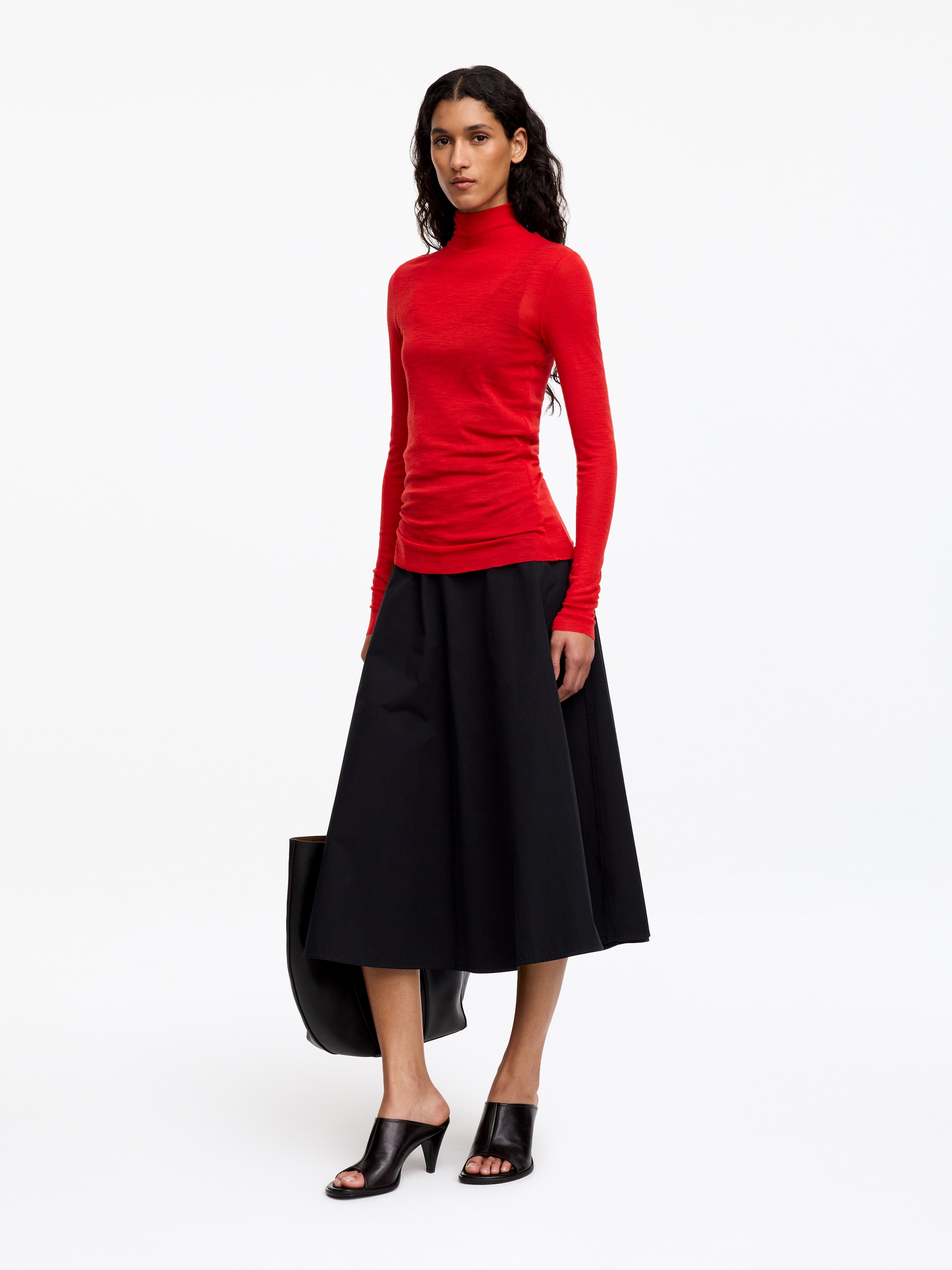 Roll-Neck Wool Top - Red - Slim fit - women - StillMedia/Lookbook - 4