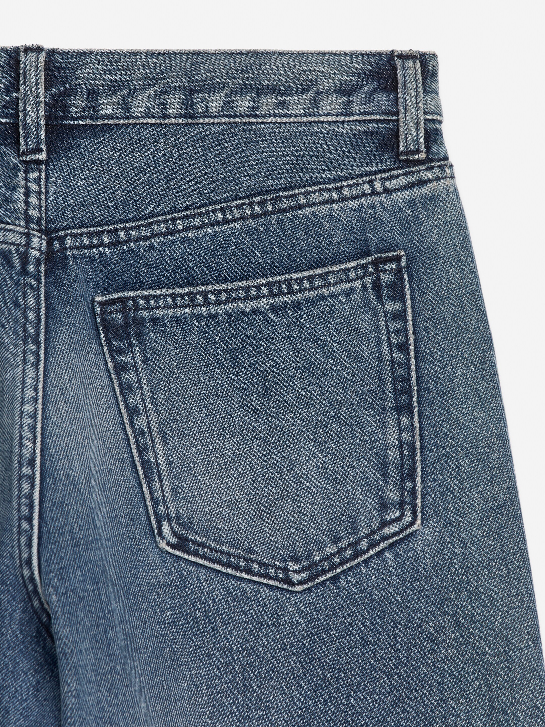 Größeres Bild ansehen: CLOUD Loose Jeans mit weitem Bein - Mittelblau - Ladies | H&M DE 2