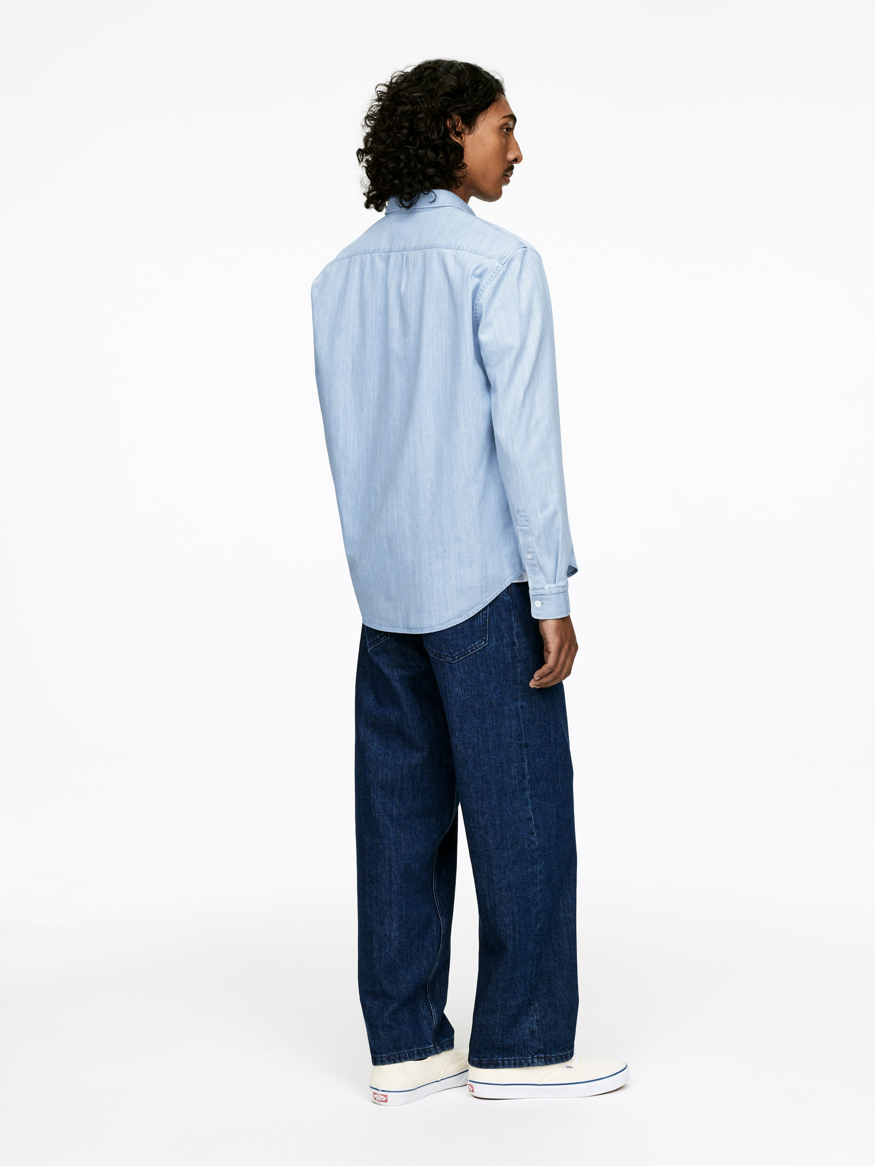 Denim Shirt - Light Blue - Regular fit - Men - StillMedia/Lookbook - 3