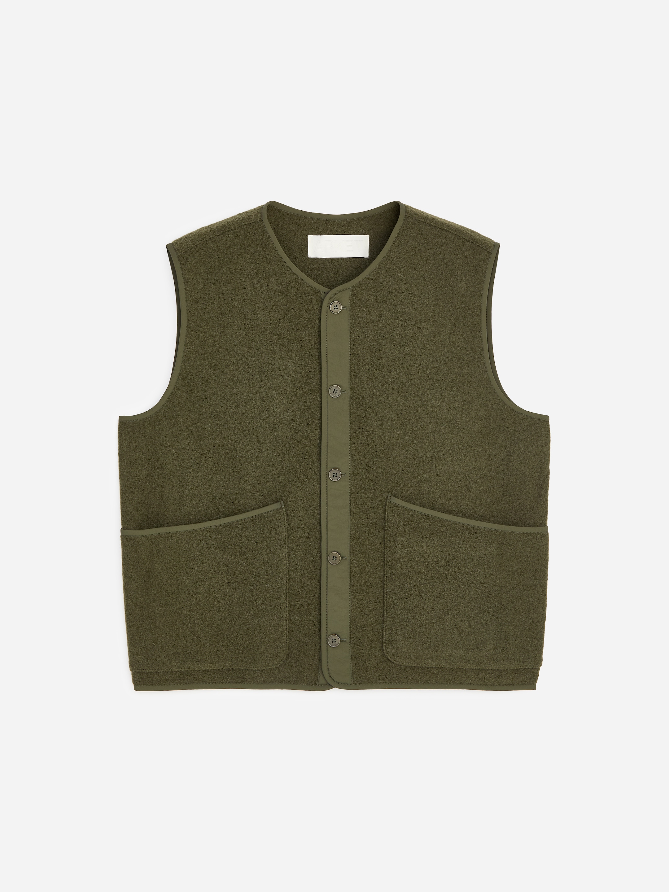 2-in-1 Wool Vest - Green - Regular fit - men - StillMedia/DescriptiveStillLife - 1