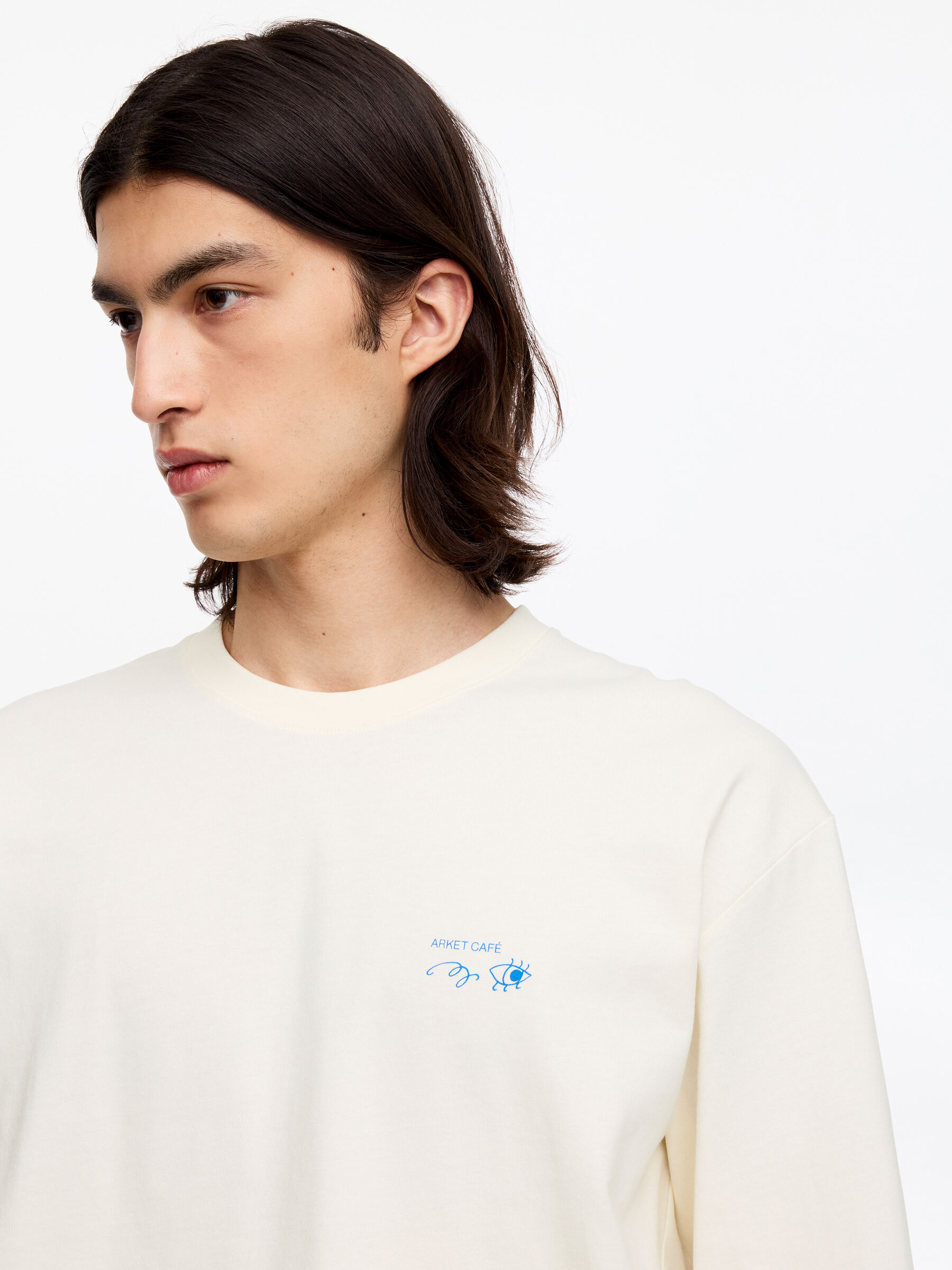 T-shirt à manches longues ARKET CAFÉ - Blanc cassé/Bleu - Regular fit - Café - StillMedia/Lookbook - 5