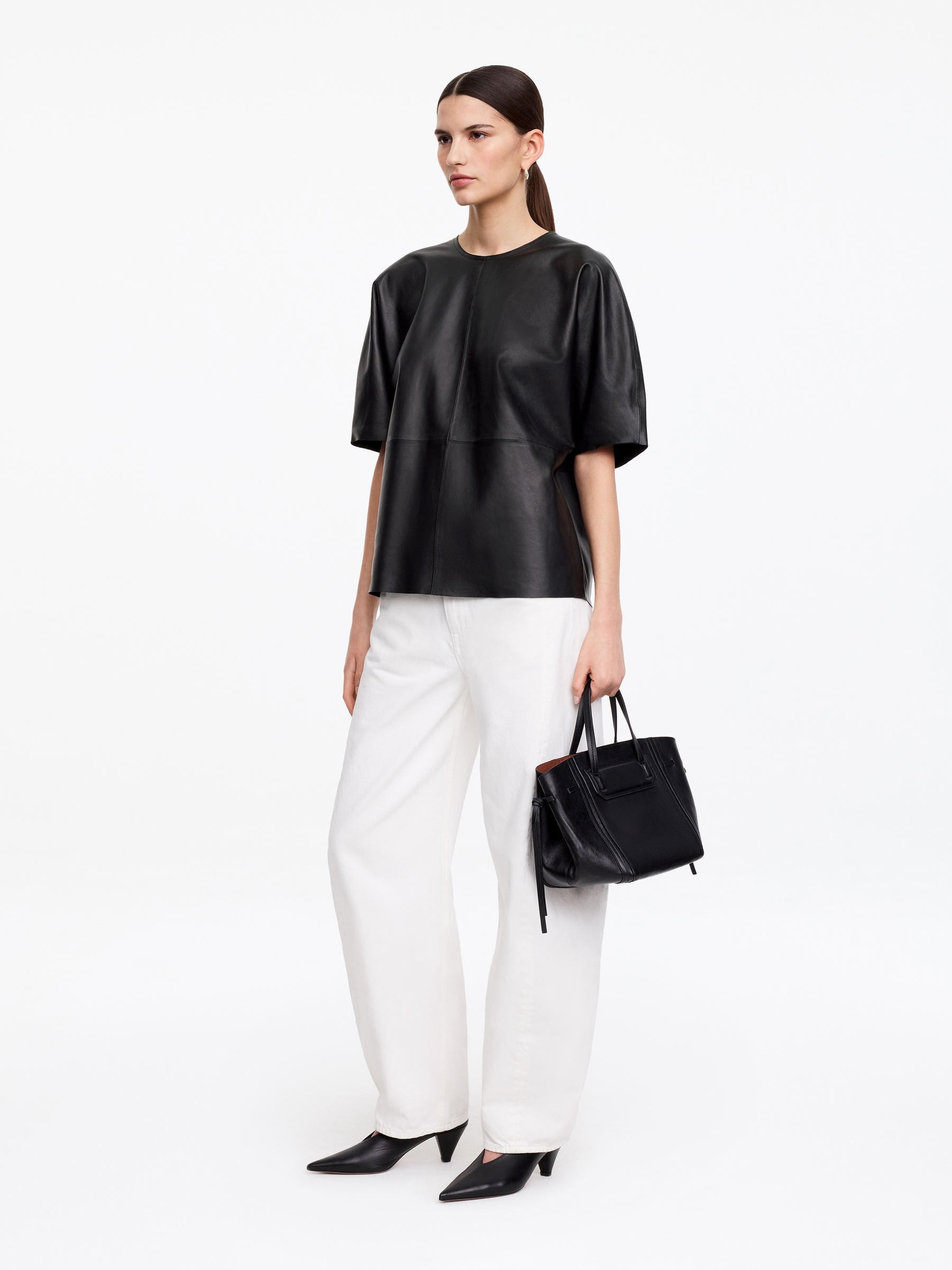 Leather T-Shirt - Black - Regular fit - Women - StillMedia/Lookbook - 2