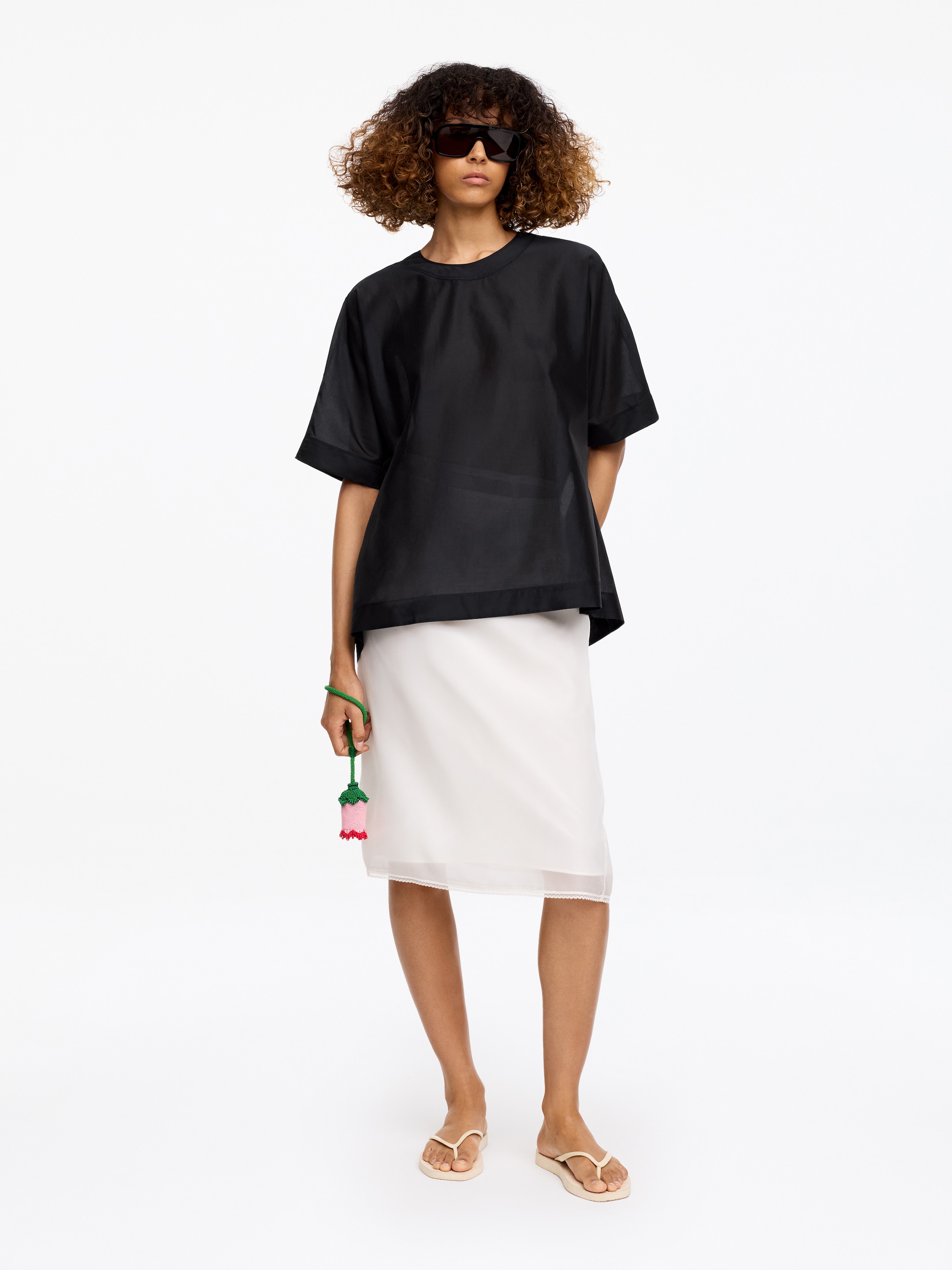 Top z wiązaniem na plecach ARKET and Laila Gohar - Ciemnogranatowy - Fason normalny - Women - StillMedia/Lookbook - 8