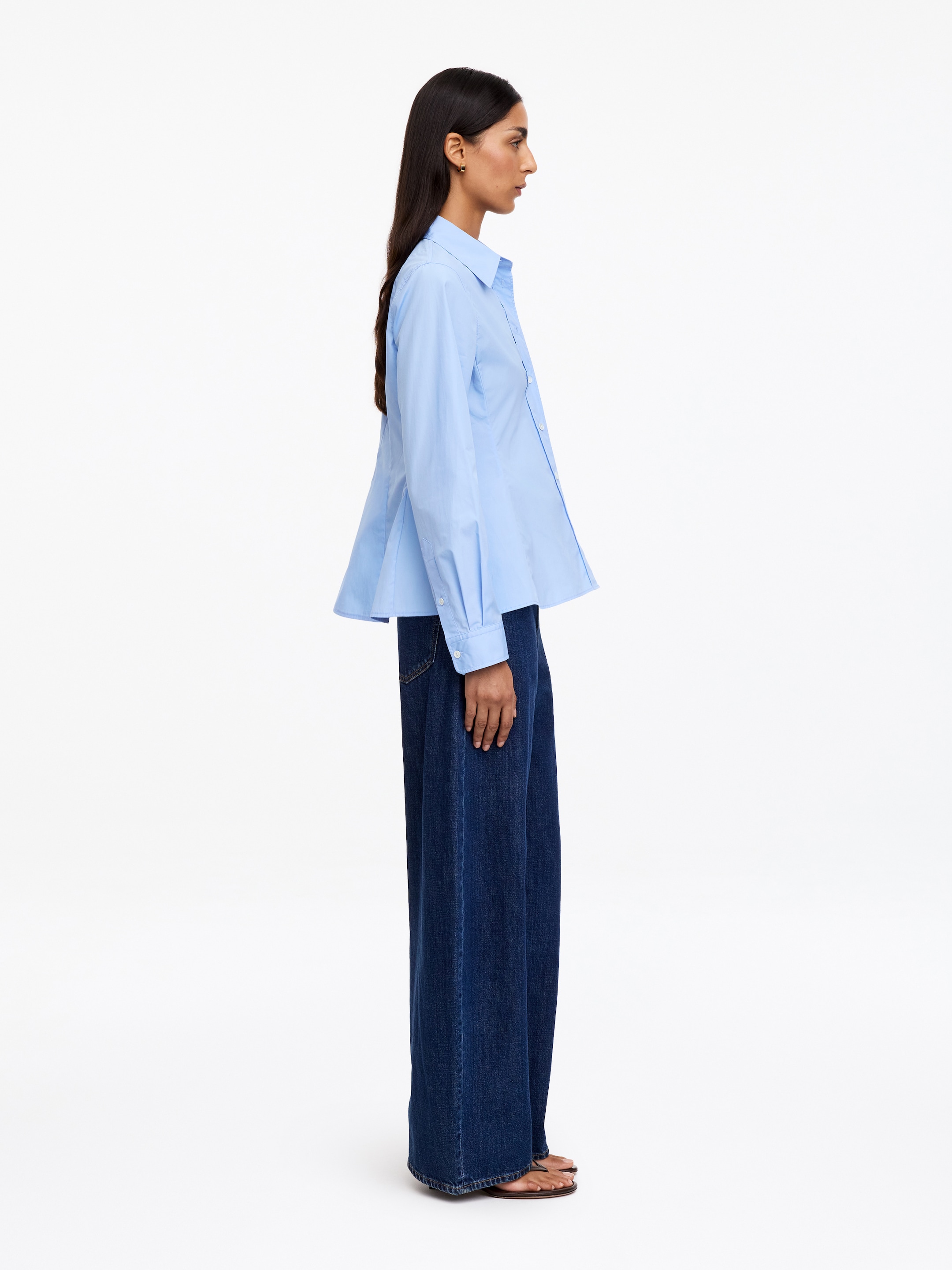 Fitted Cotton Poplin Shirt - Light Blue - Regular fit - women - StillMedia/Lookbook - 2