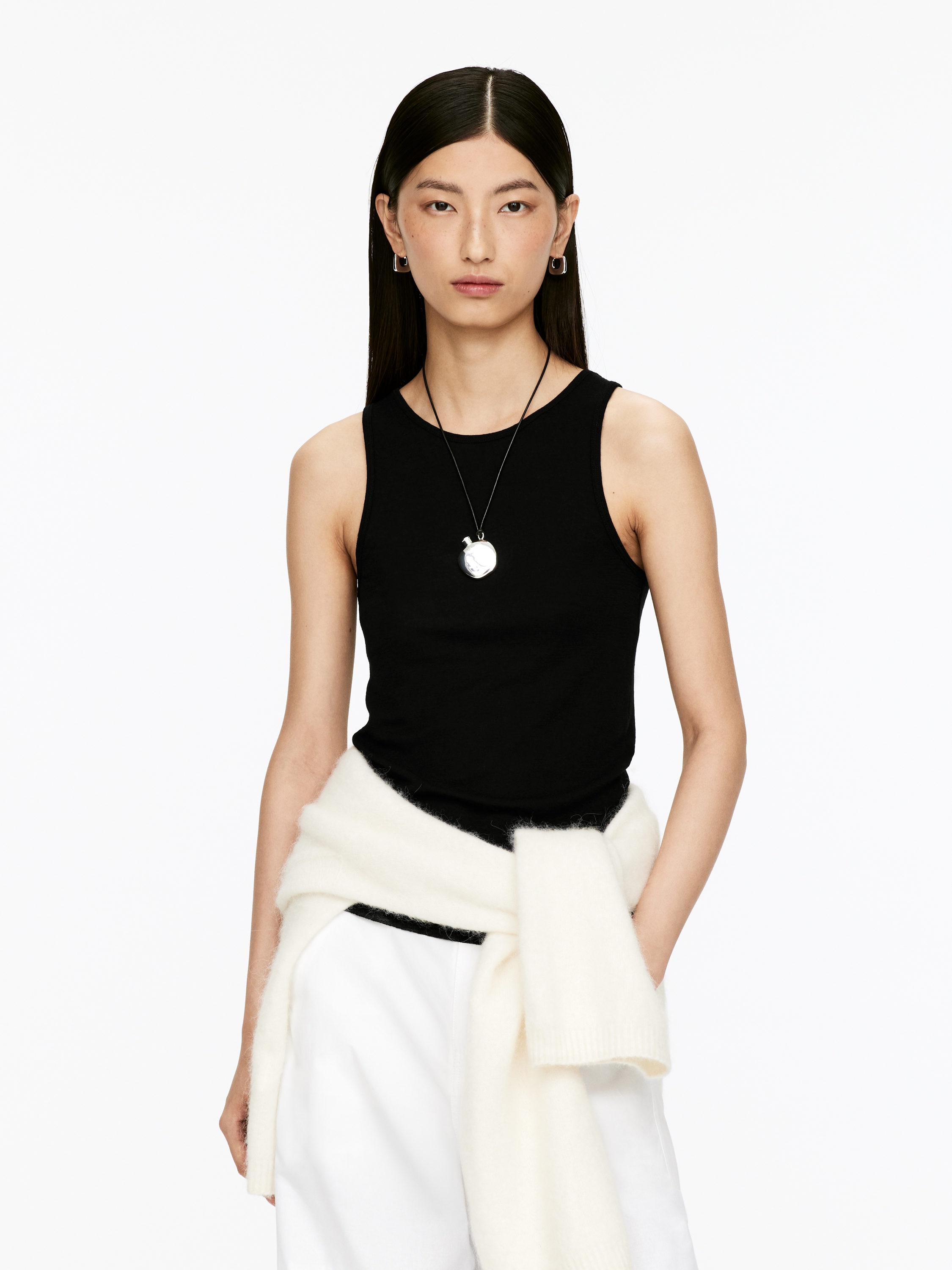 Wool Tank Top - Black - Regular fit - Women - StillMedia/Lookbook - 3