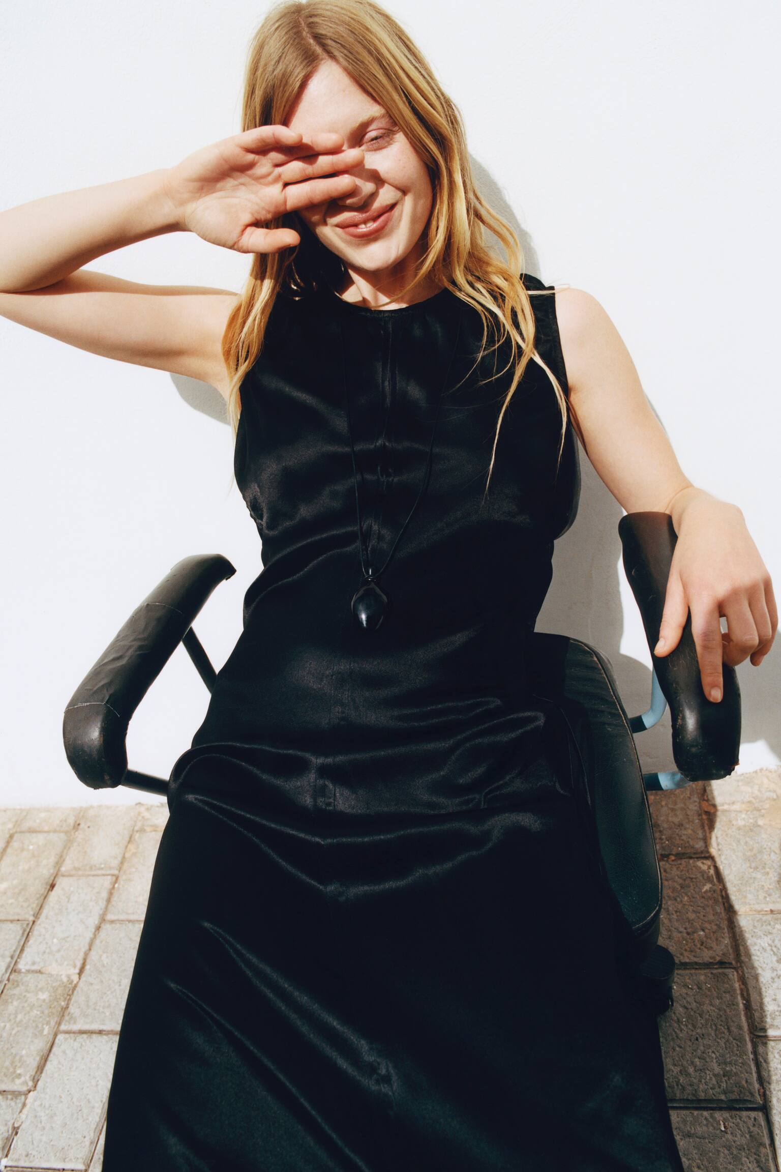 Satijnen jurk - Zwart - 6