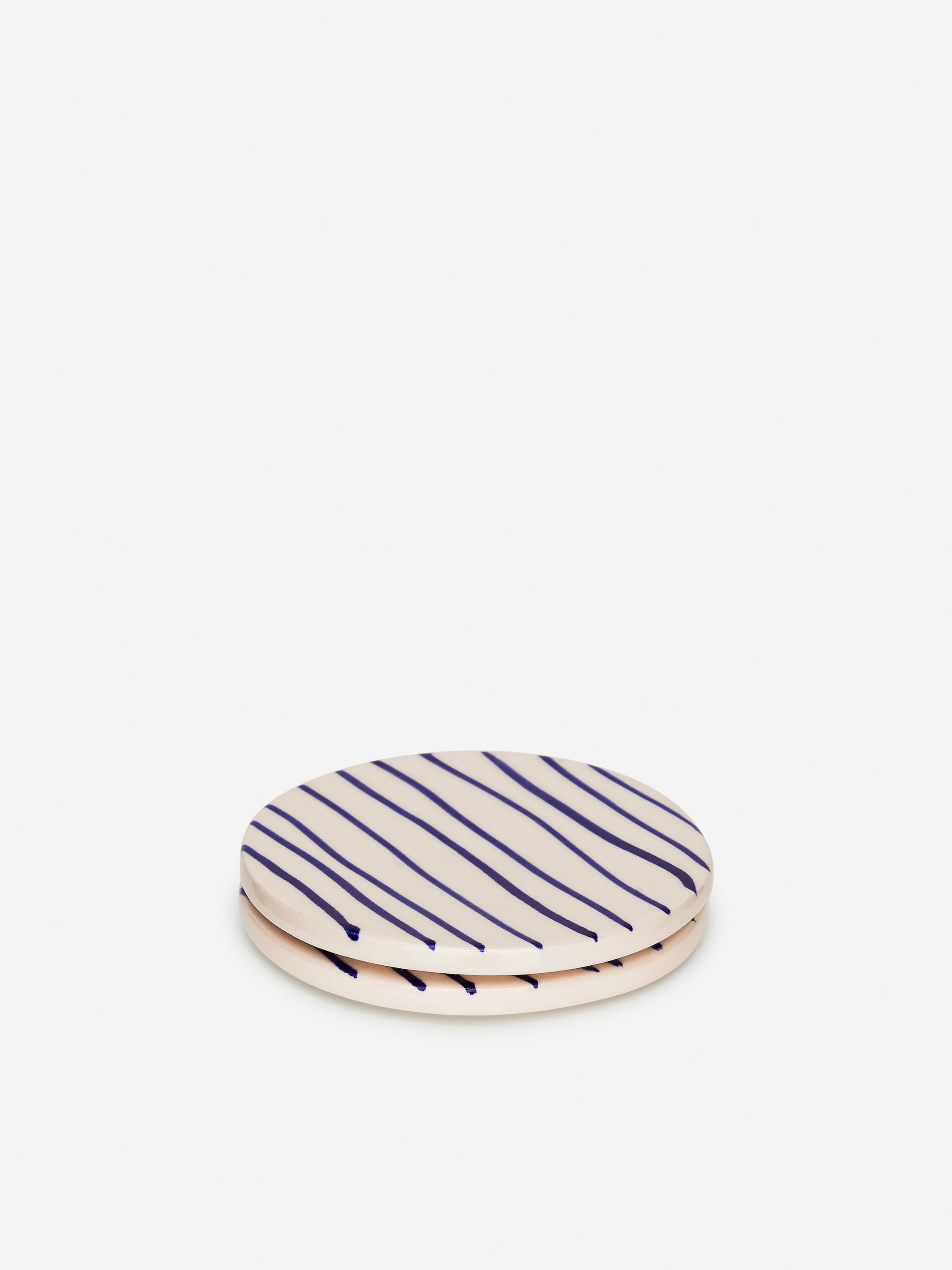 Vis større bilde: Steintøyunderlag sett med to stk - Off white/blå striper - Home All | H&M NO 1