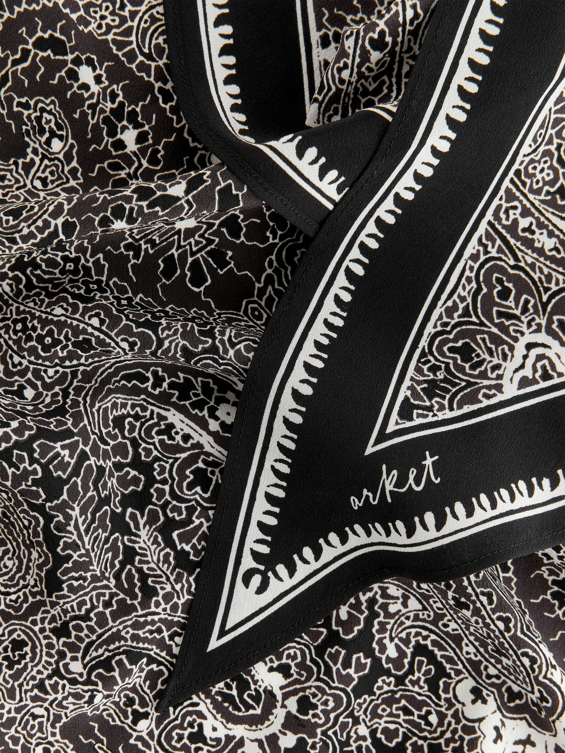 Dreieckstuch aus Seide - Schwarz/Weiß - Damen - StillMedia/DescriptiveDetail - 2