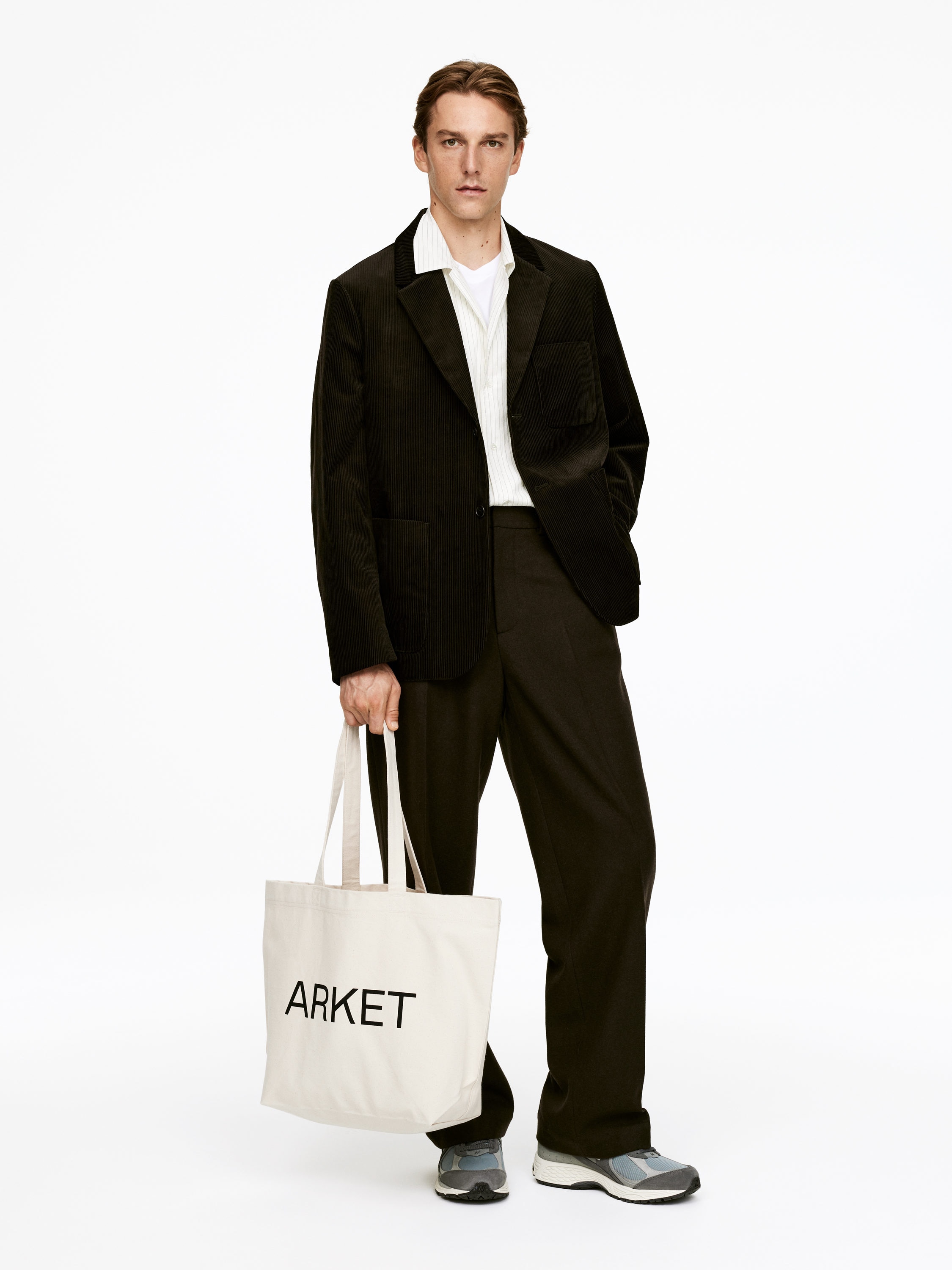 ARKET Canvas Tote - Off White/Black - Men - StillMedia/Lookbook - 8