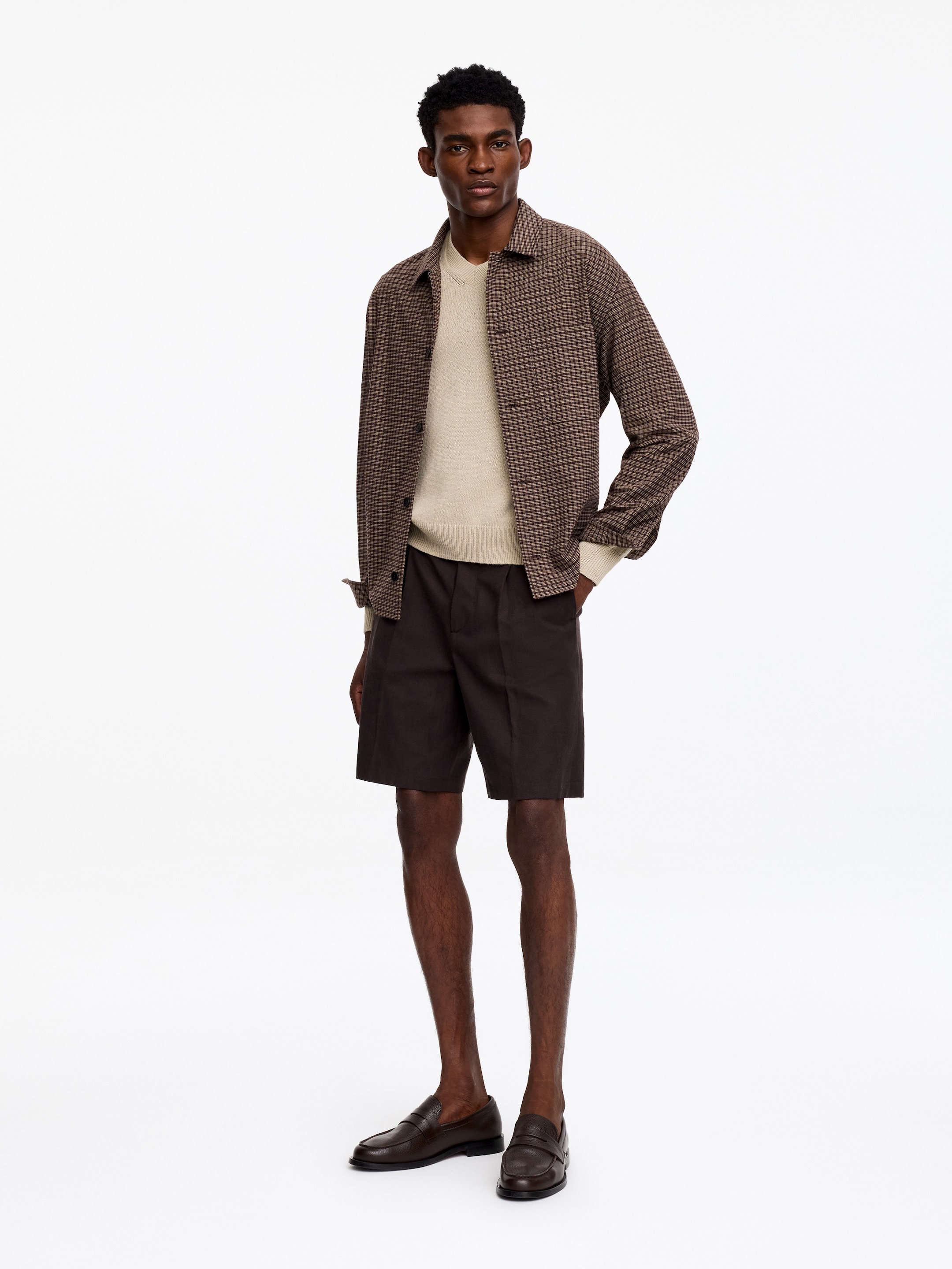 Linen Cotton V-Neck Jumper - Beige - Regular fit - Men - StillMedia/Lookbook - 2