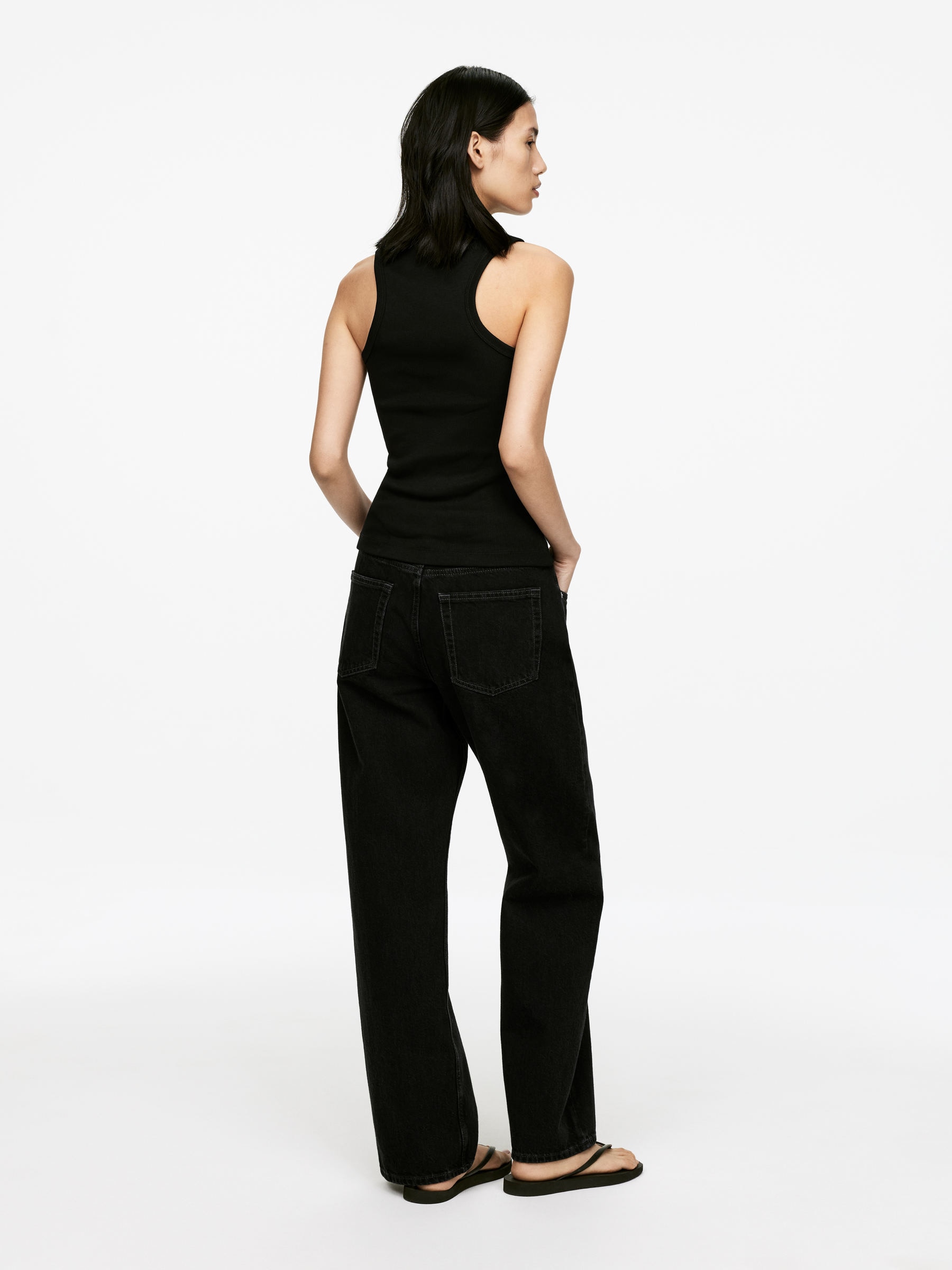 Ribbed Tank Top - Black - Slim fit - Women - StillMedia/Lookbook - 3