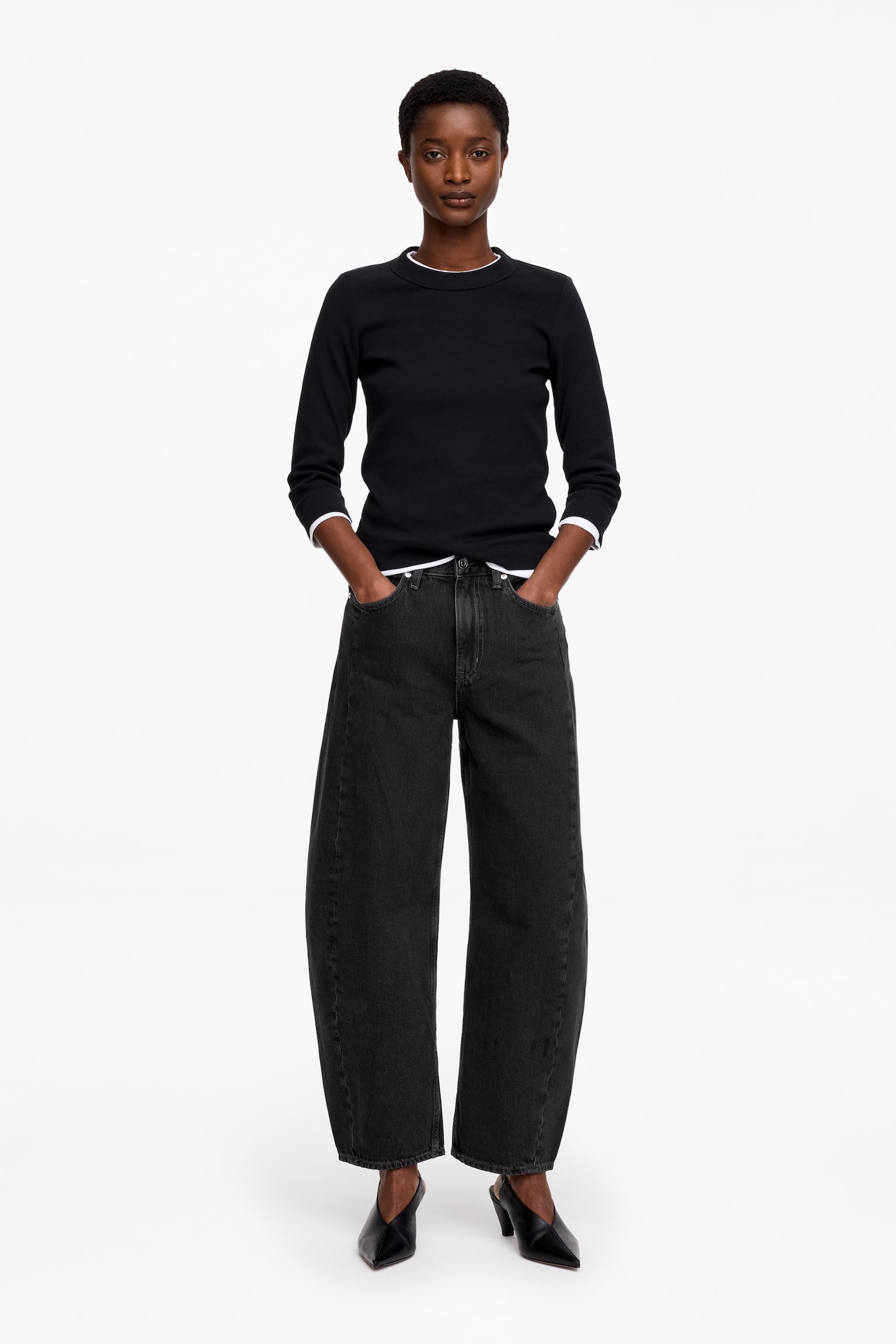 BLOOM jeans med tøndeformede ben - Sort/Blå/Pink/Råhvid/Mellemblå/Hvid/Sort - 1