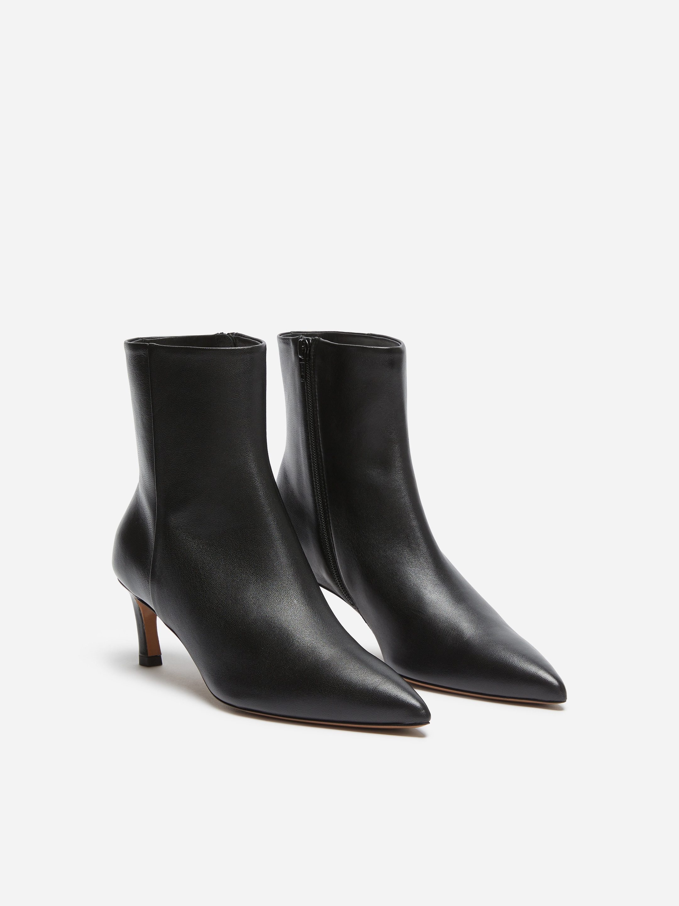 Botines con puntera puntiaguda - Negro - women - StillMedia/DescriptiveStillLife - 3